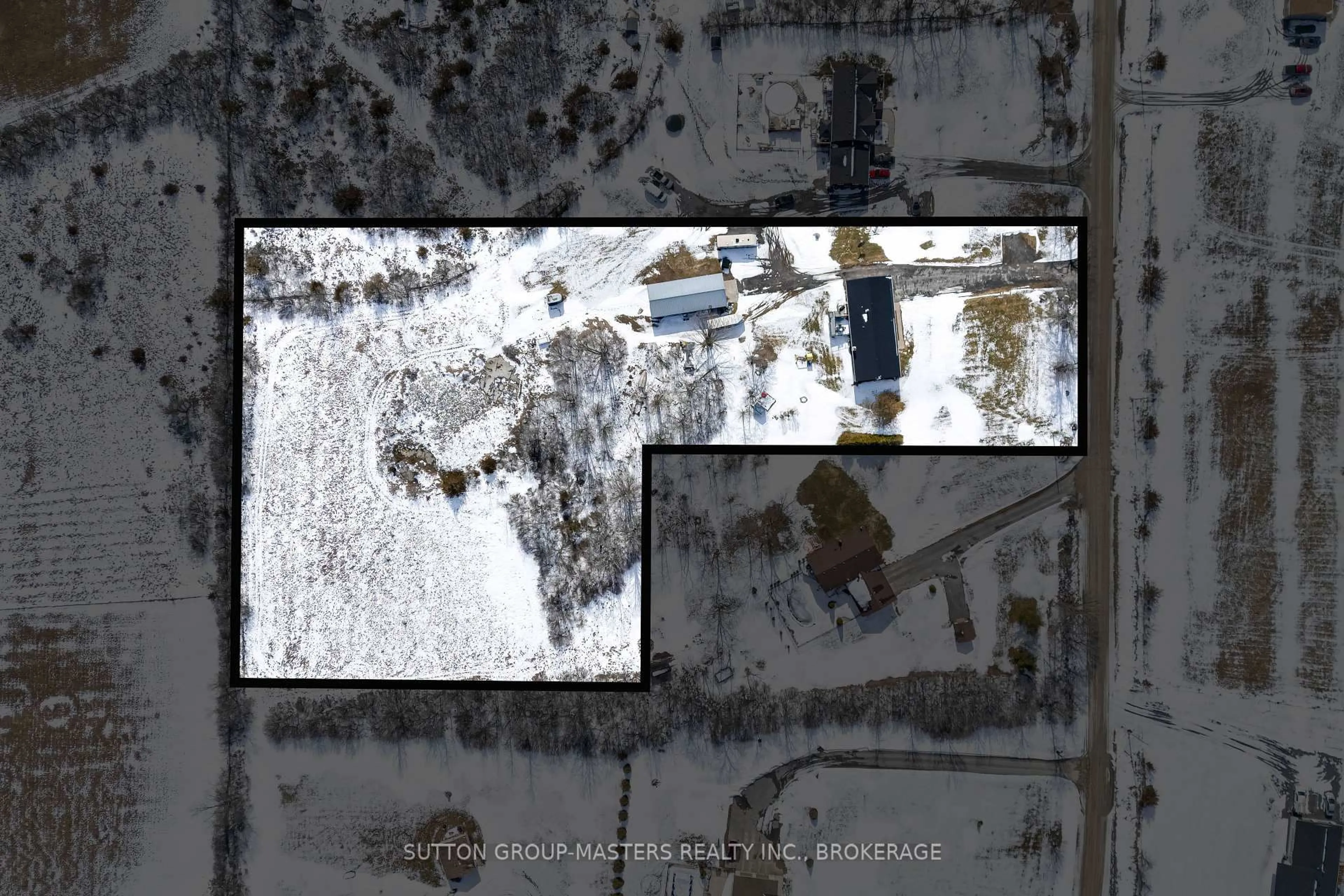 A pic from outside/outdoor area/front of a property/back of a property/a pic from drone, unknown for 446 Petworth Rd, Yarker Ontario K0K 3N0