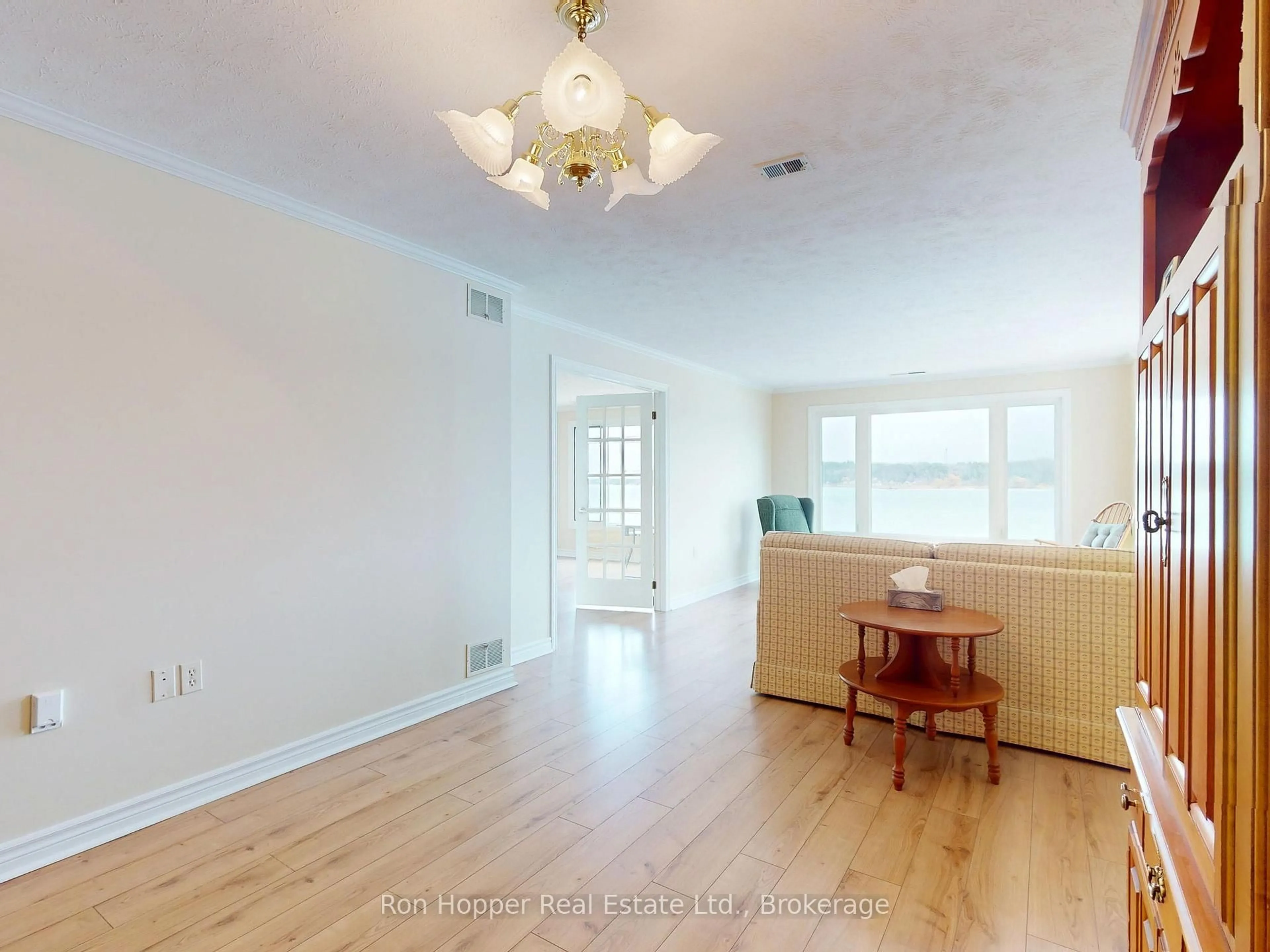 A pic of a room for 2555 3rd Ave #303, Owen Sound Ontario N4K 6T8