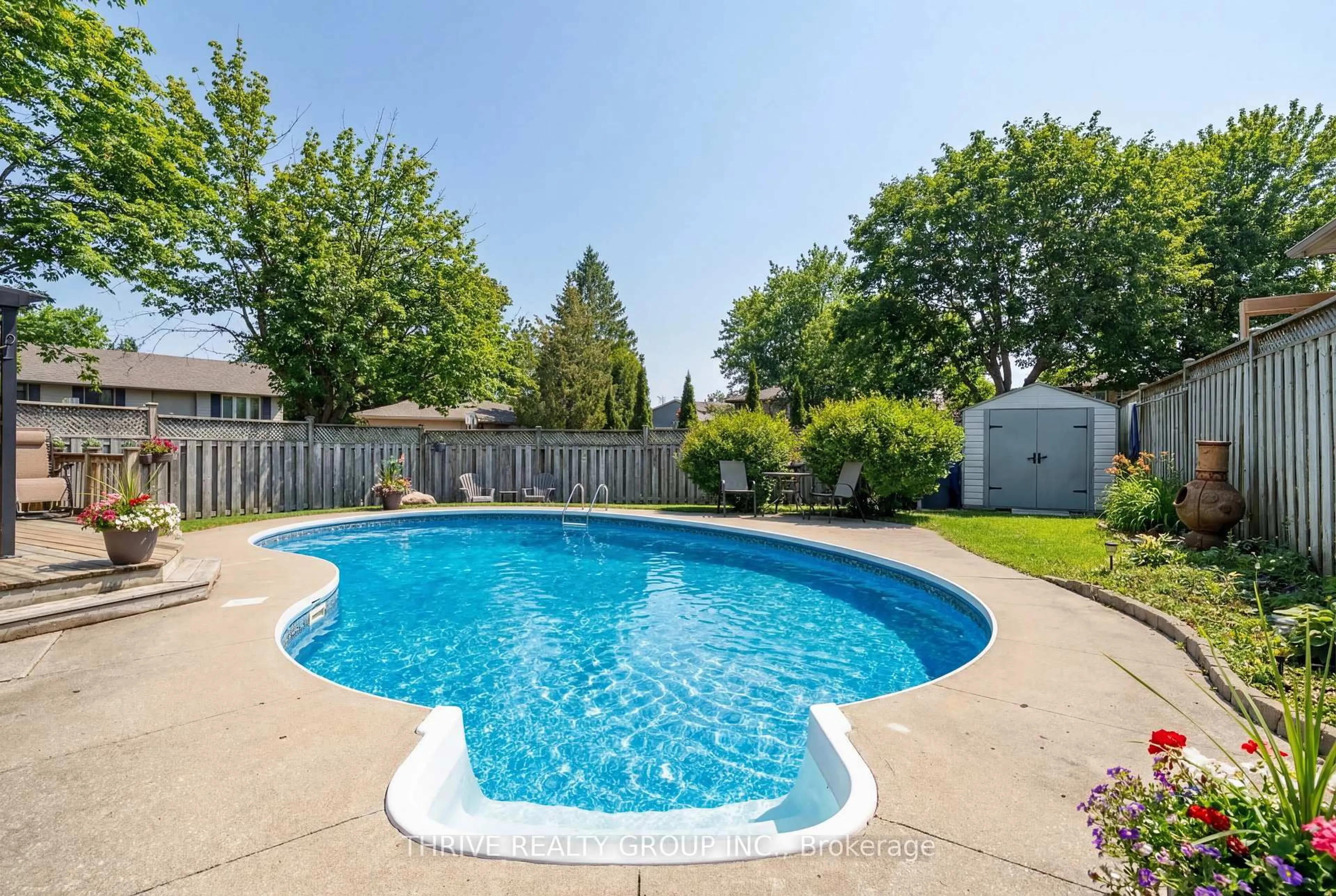 Pool for 47 Fairlane Rd, London South Ontario N6K 3E3