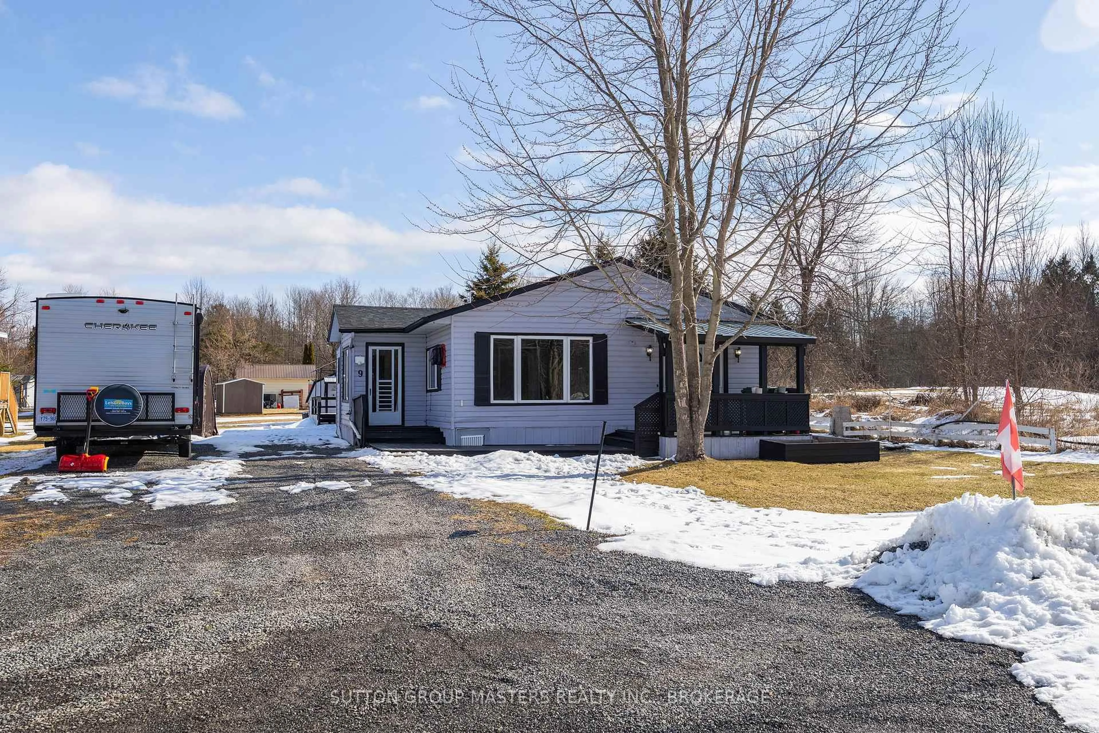 A pic from outside/outdoor area/front of a property/back of a property/a pic from drone, water/lake/river/ocean view for 9 Patterson Blvd, Rideau Lakes Ontario K0G 1E0
