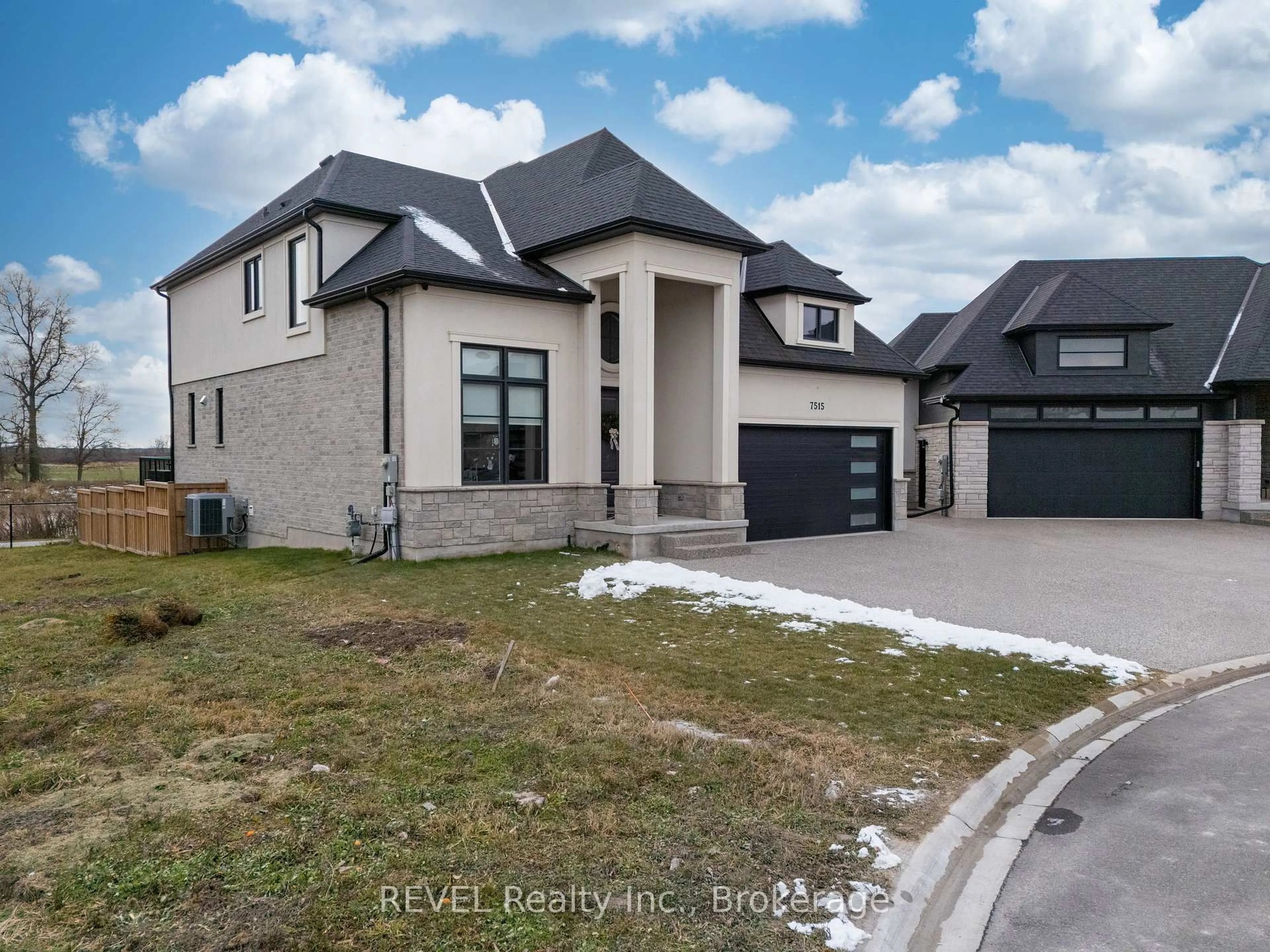 Home with brick exterior material, street for 7515 Sherrilee Cres, Niagara Falls Ontario L2H 3T4