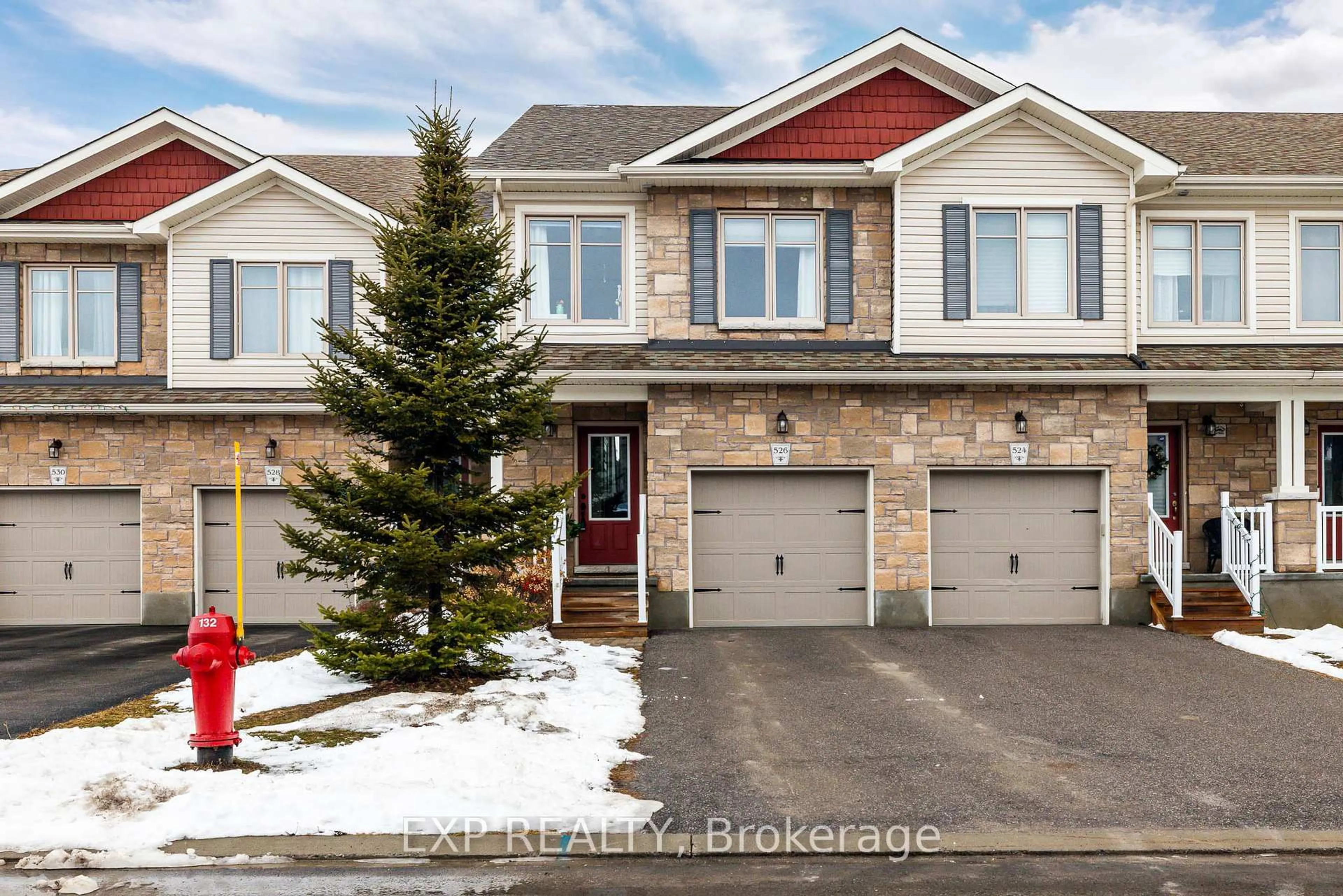 Unknown for 526 Stanley Brothers St, Almonte Ontario K0A 1A0