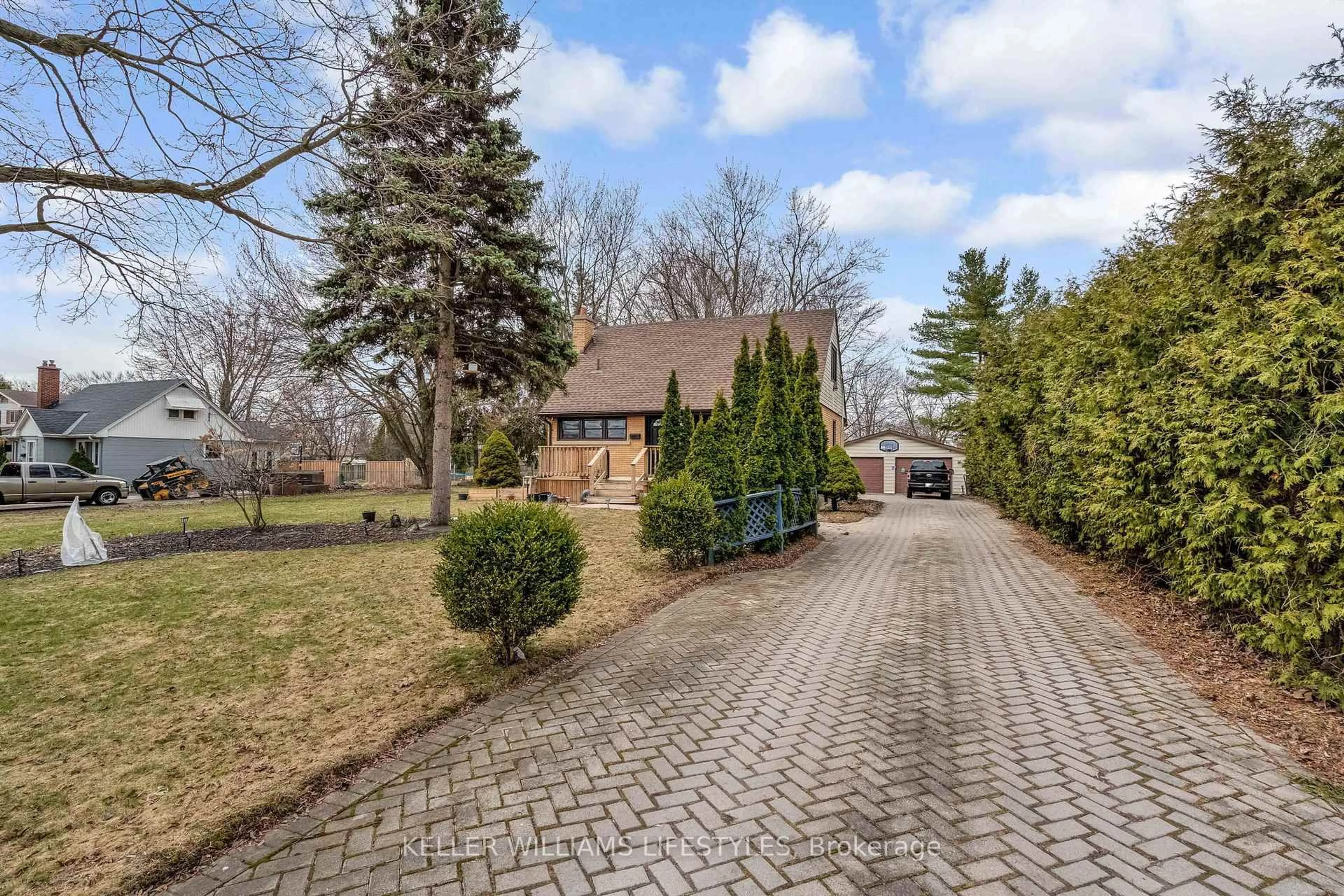 Unknown for 943 Dearness Dr, London South Ontario N6E 1N6