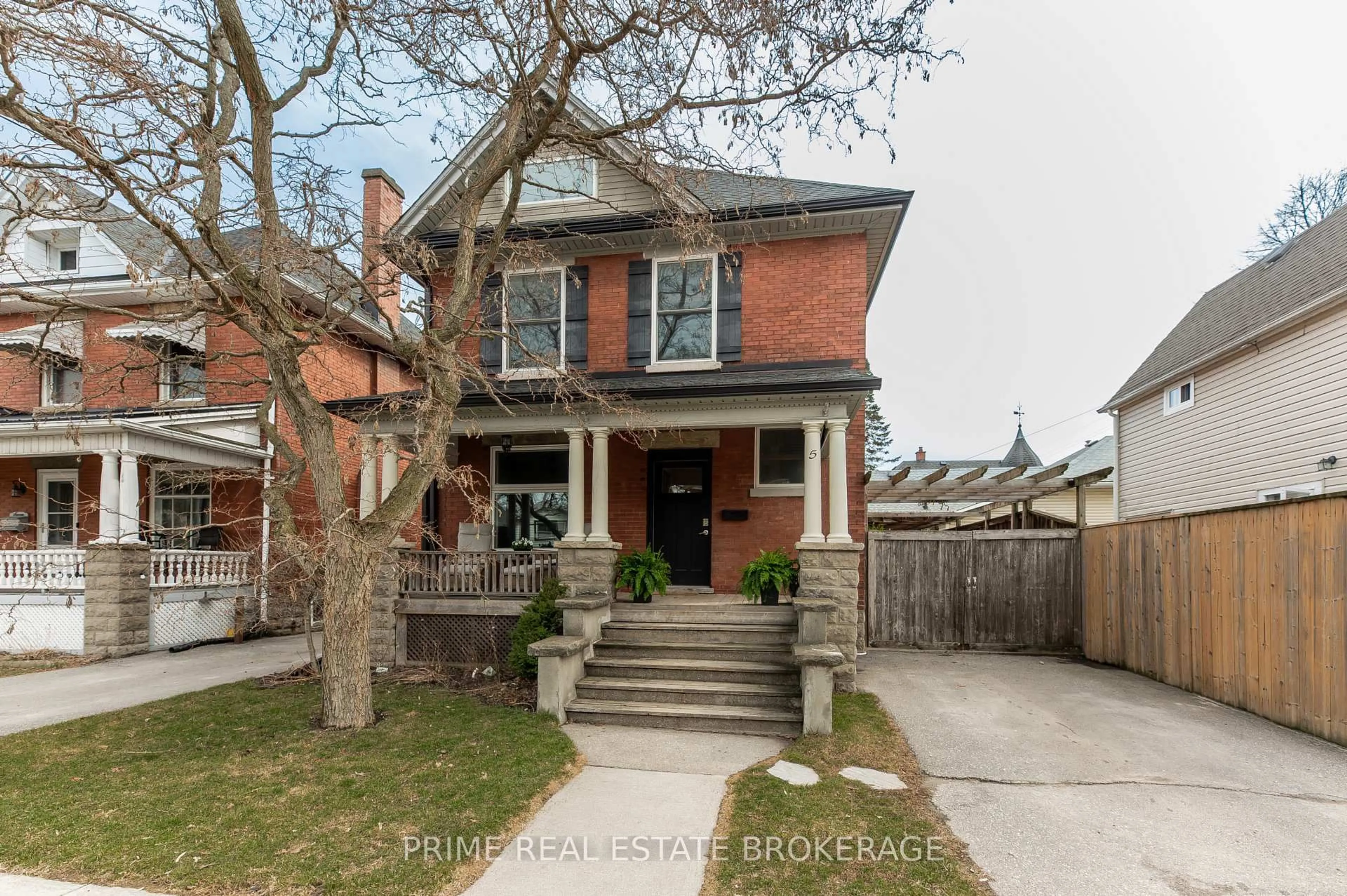 Home with brick exterior material, street for 5 Hughes St, St. Thomas Ontario N5P 2Y7