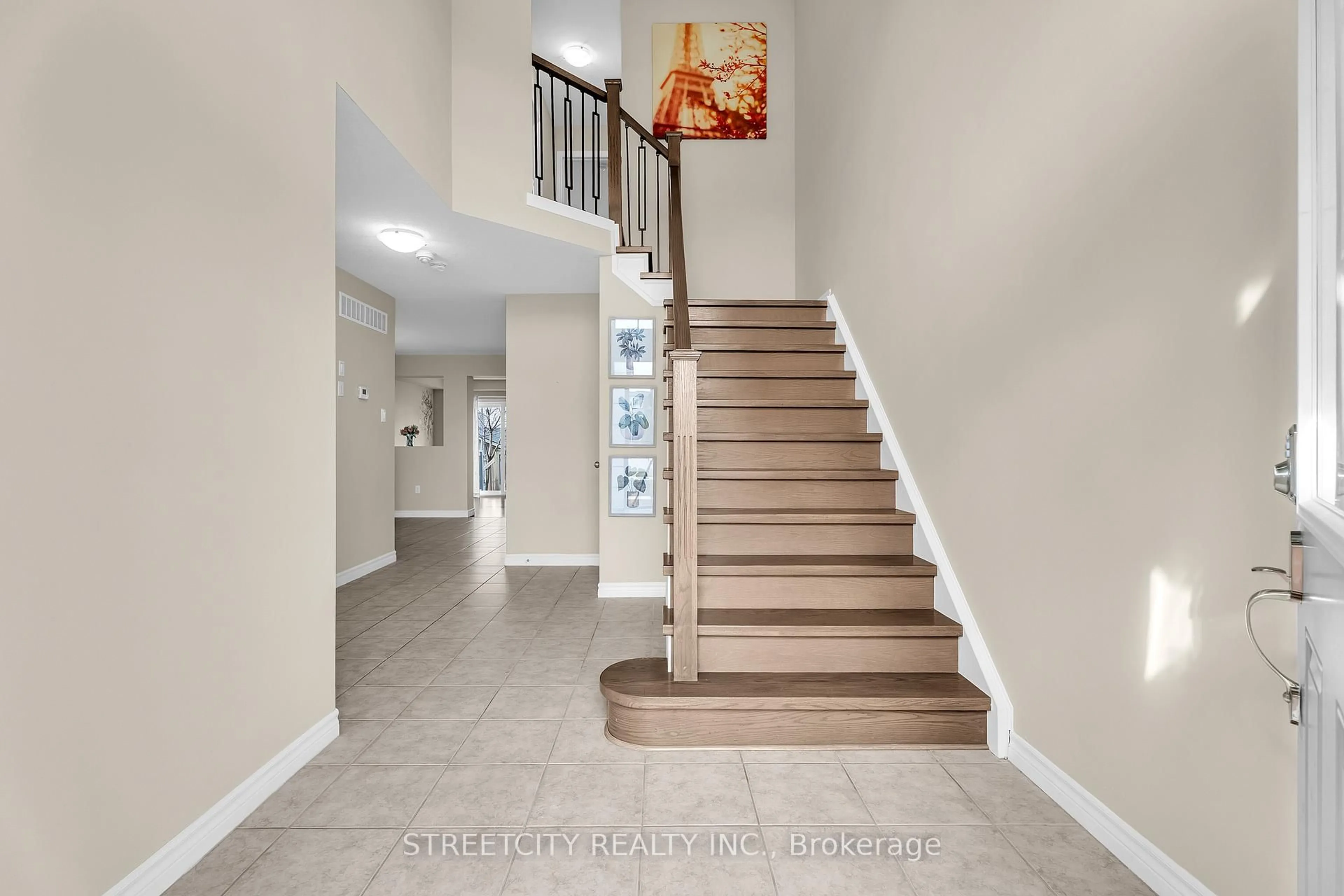 Unknown for 1970 FOXRIDGE Cres, London North Ontario N6G 0L8