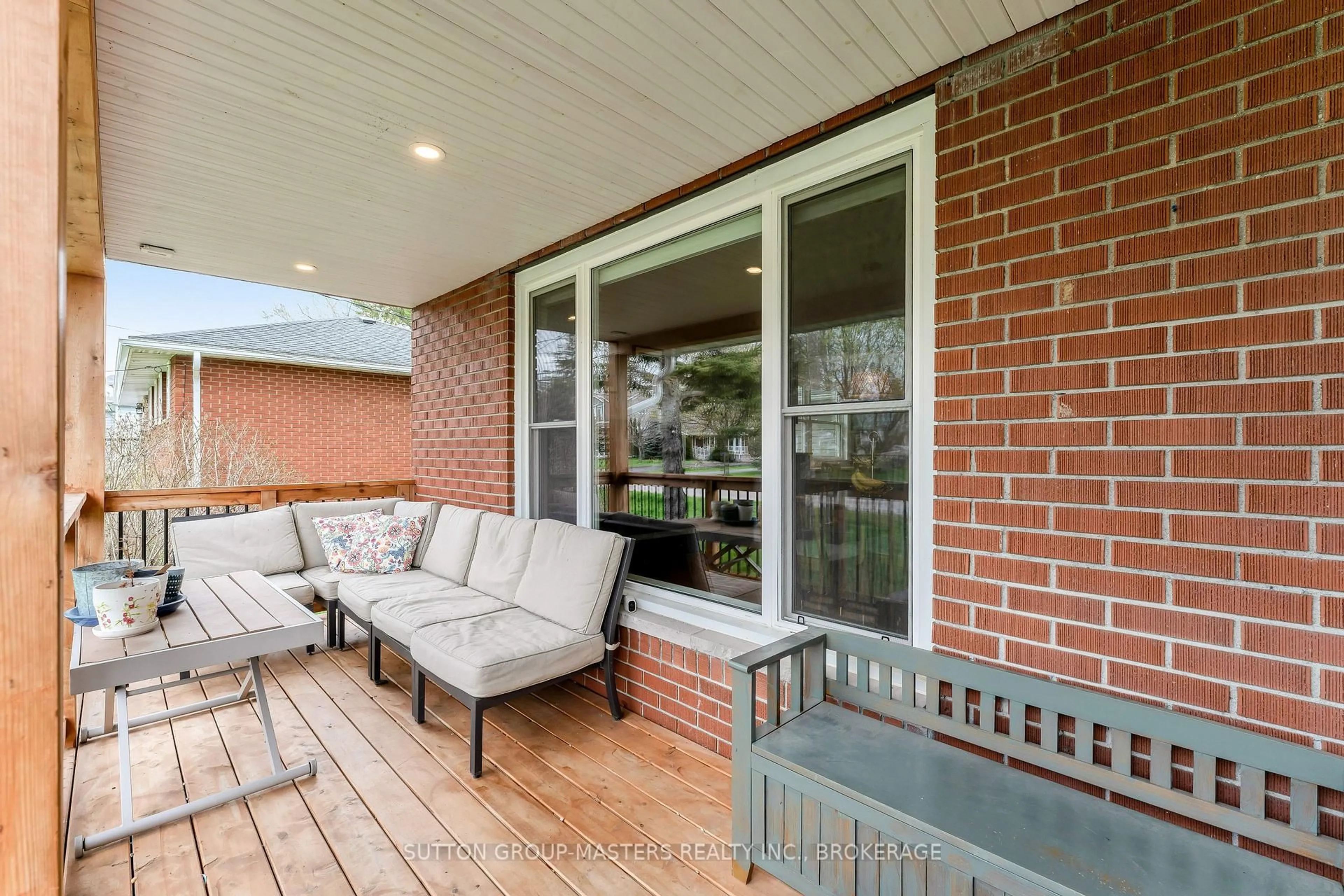 Patio, street for 22 Montgomery Blvd, Kingston Ontario K7M 3N6