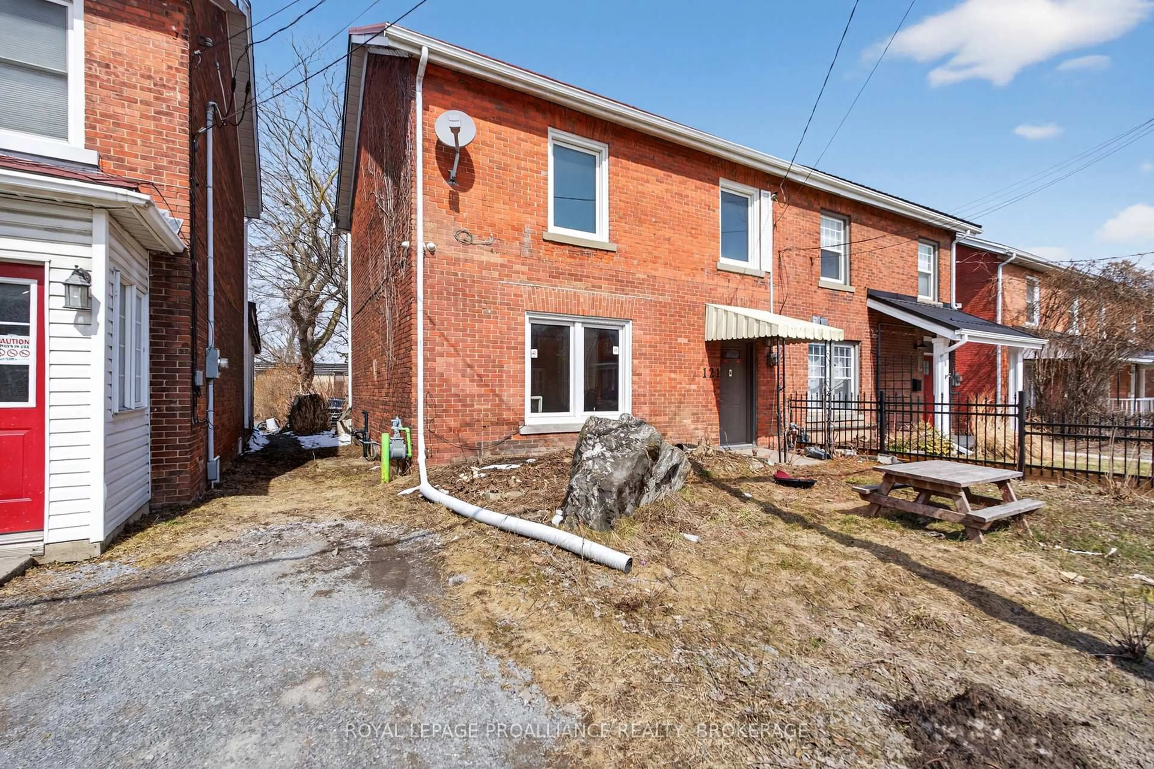 Home with brick exterior material, street for 121 Stephen St, Kingston Ontario K7K 2C6
