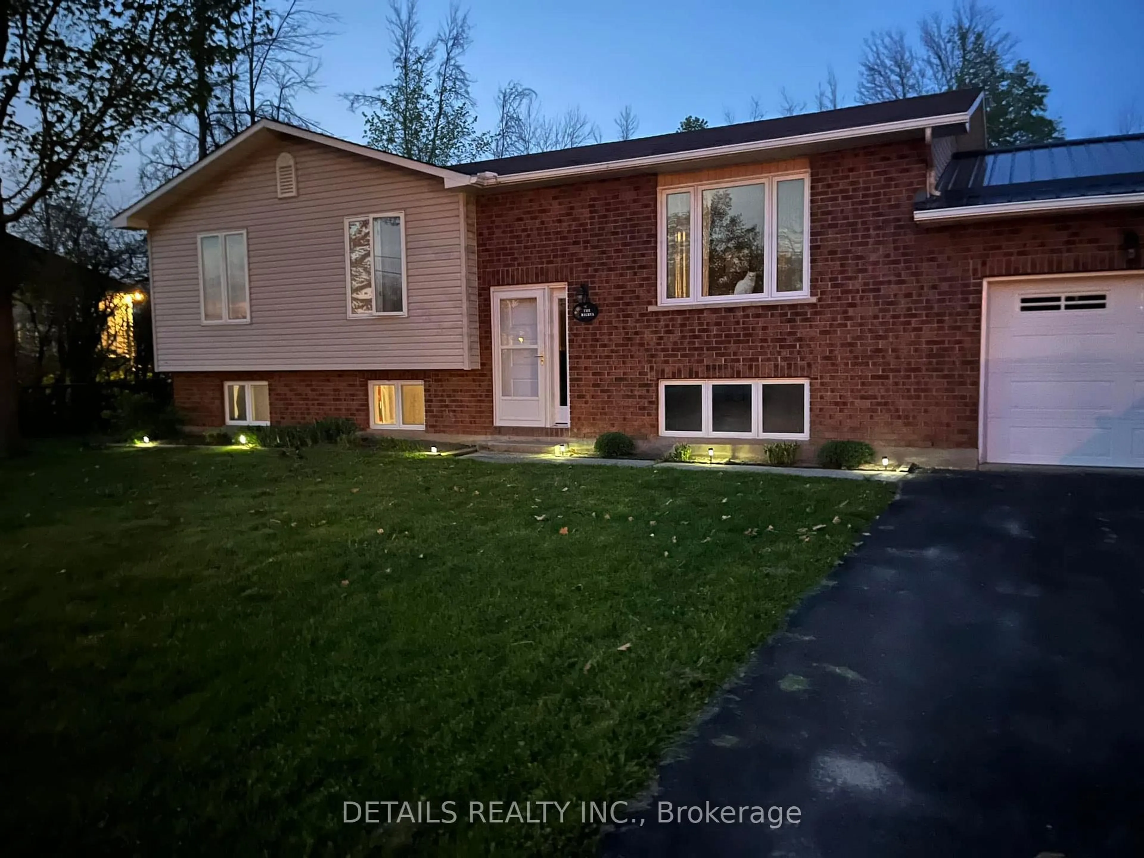 Home with brick exterior material, street for 7 Tilly Lane, North Grenville Ontario K0G 1S0