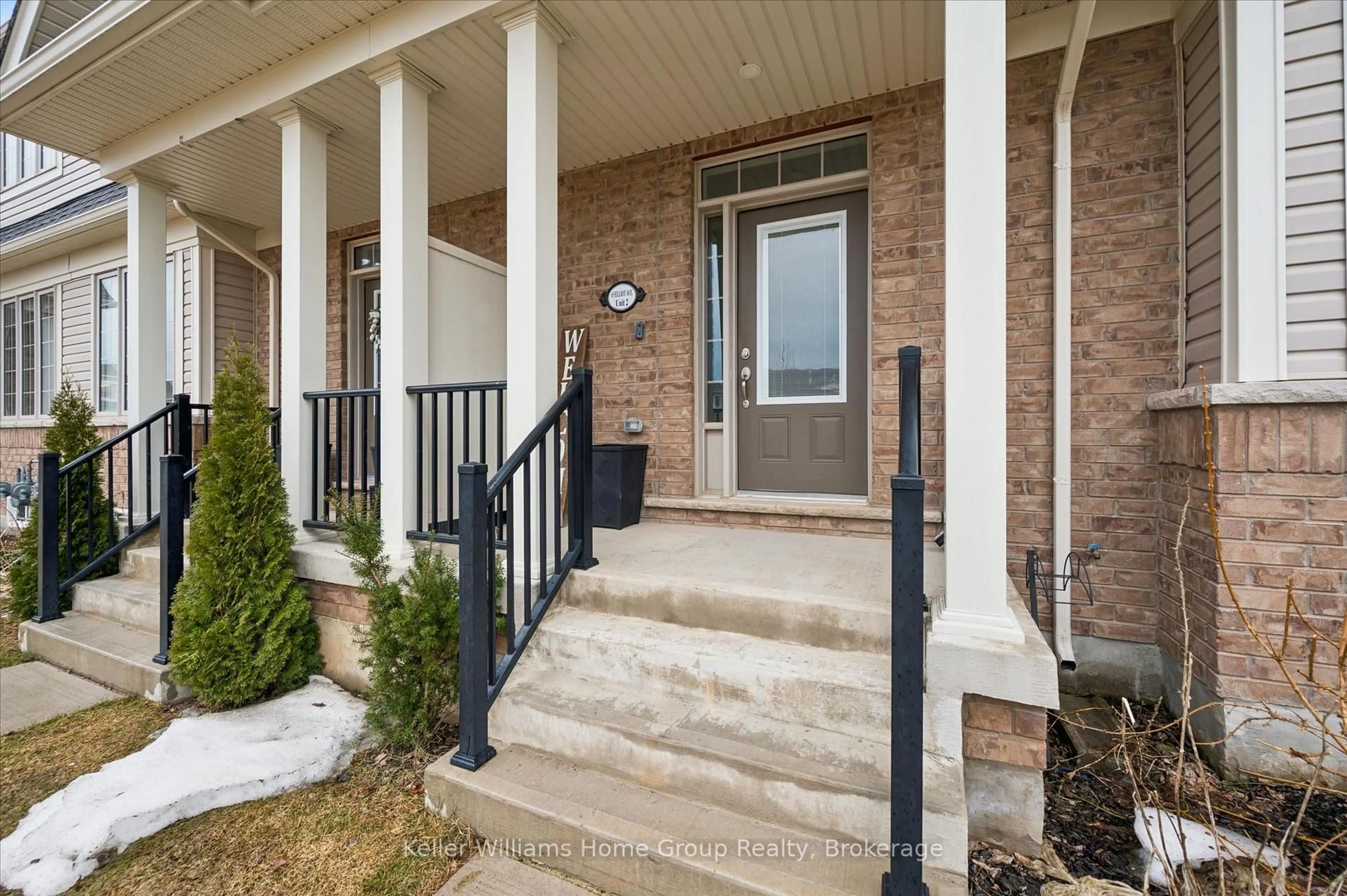 Indoor entryway for 65 Elliot Ave #2, Centre Wellington Ontario N1M 0H6