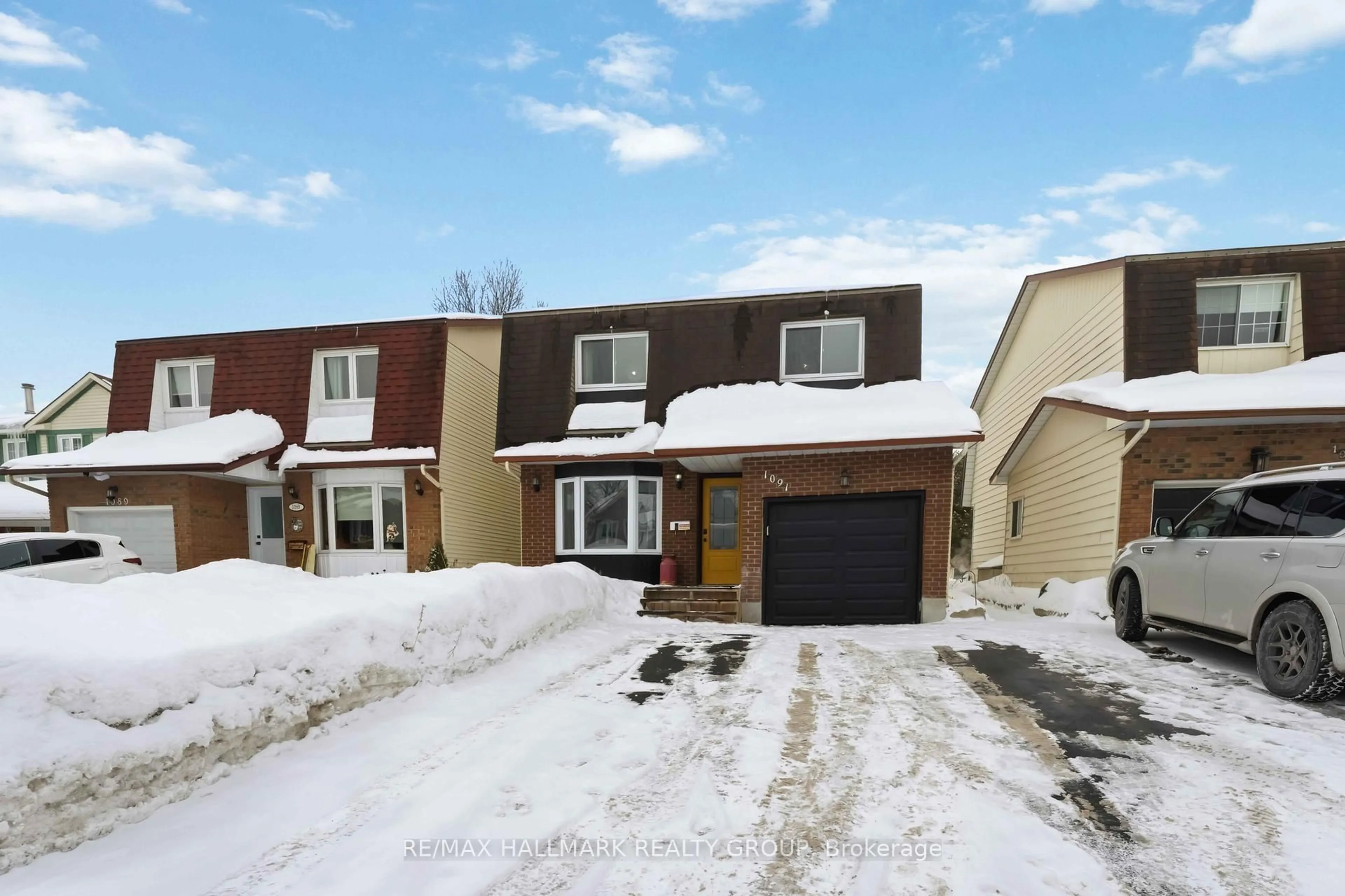 Unknown for 1091 Burgundy Lane, Orleans Ontario K1C 2M9