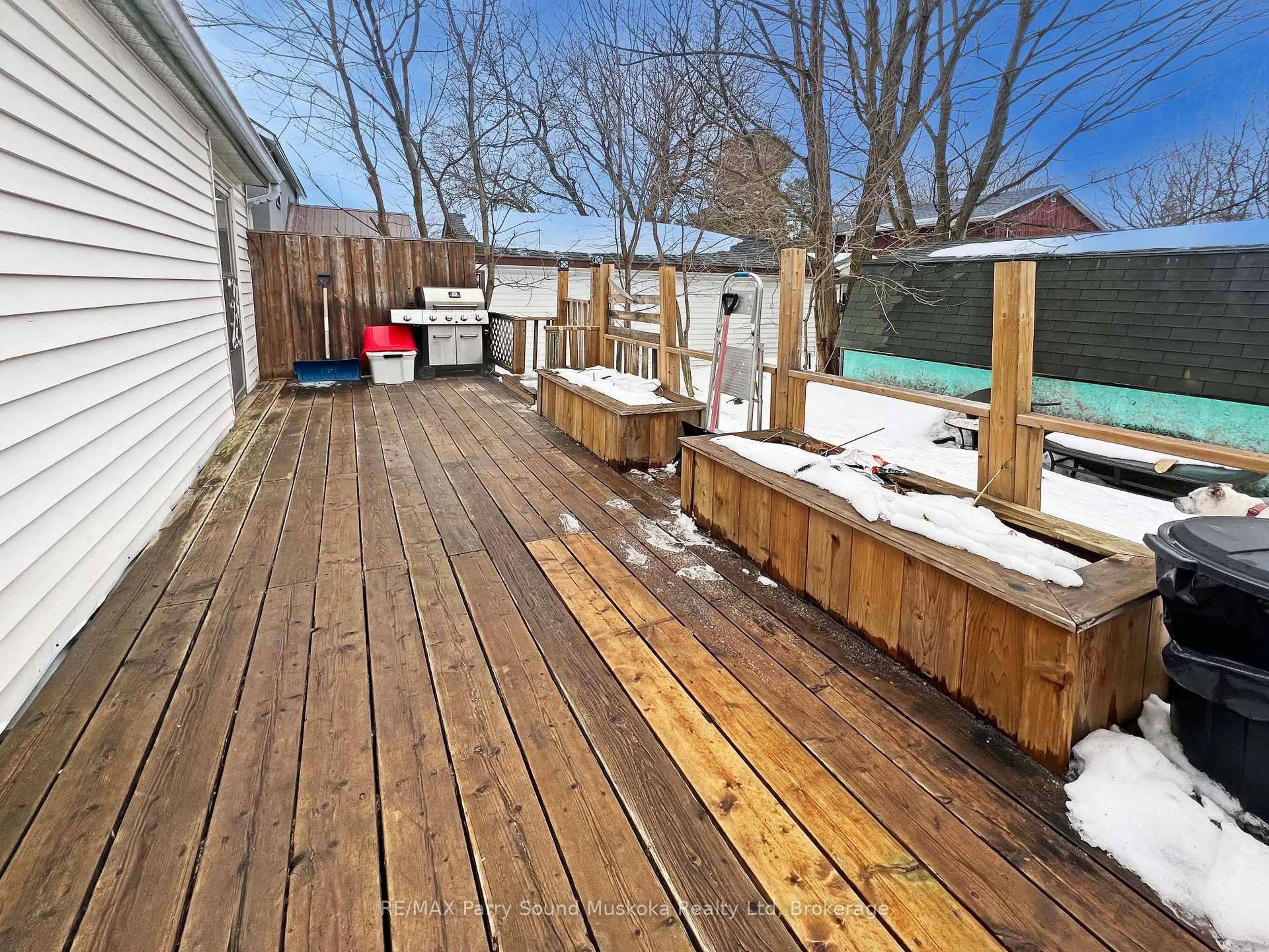 Patio, water/lake/river/ocean view for 97 William St, Parry Sound Ontario P2A 1V5