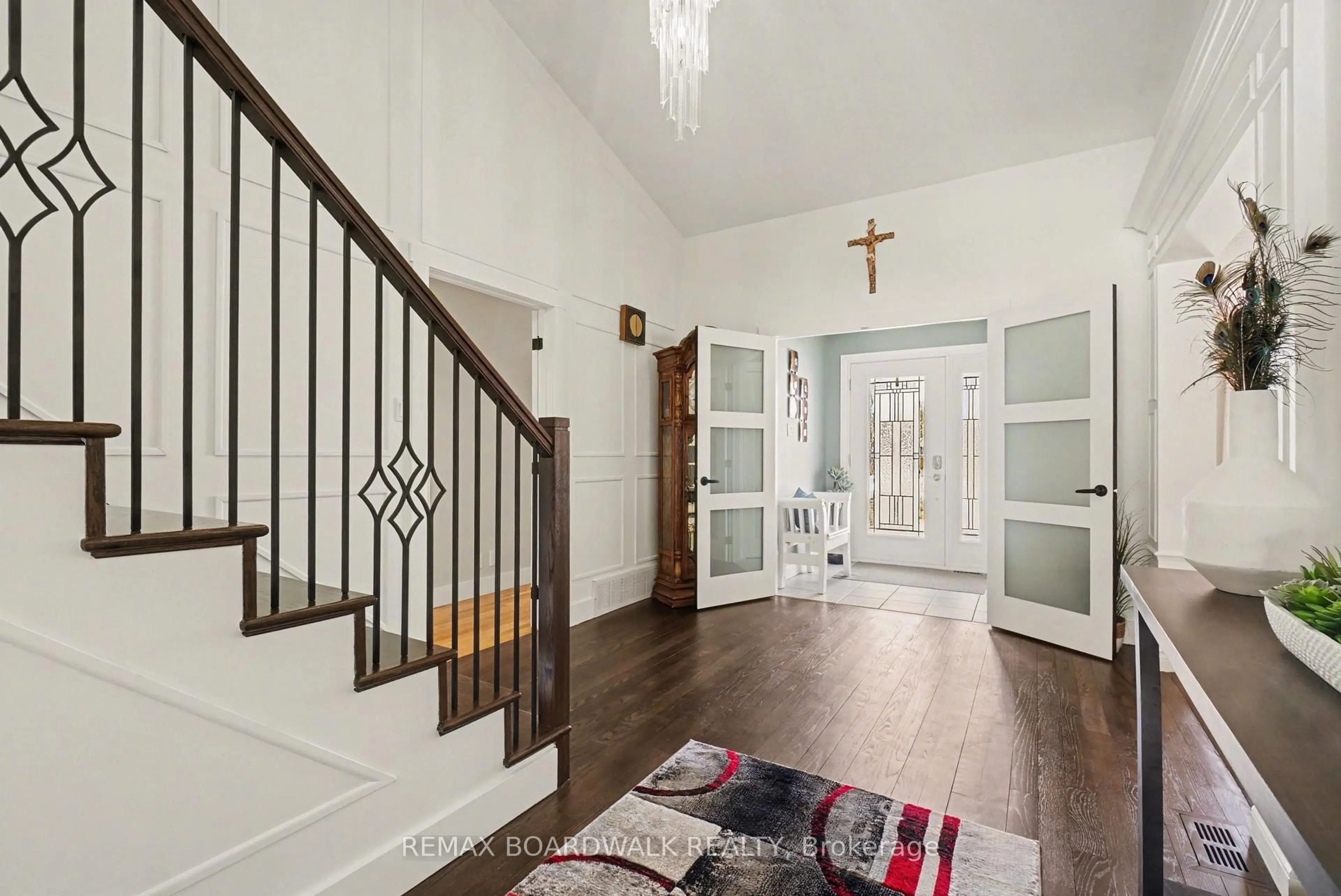 Indoor entryway for 32 Faucher Blvd, Casselman Ontario K0A 1M0