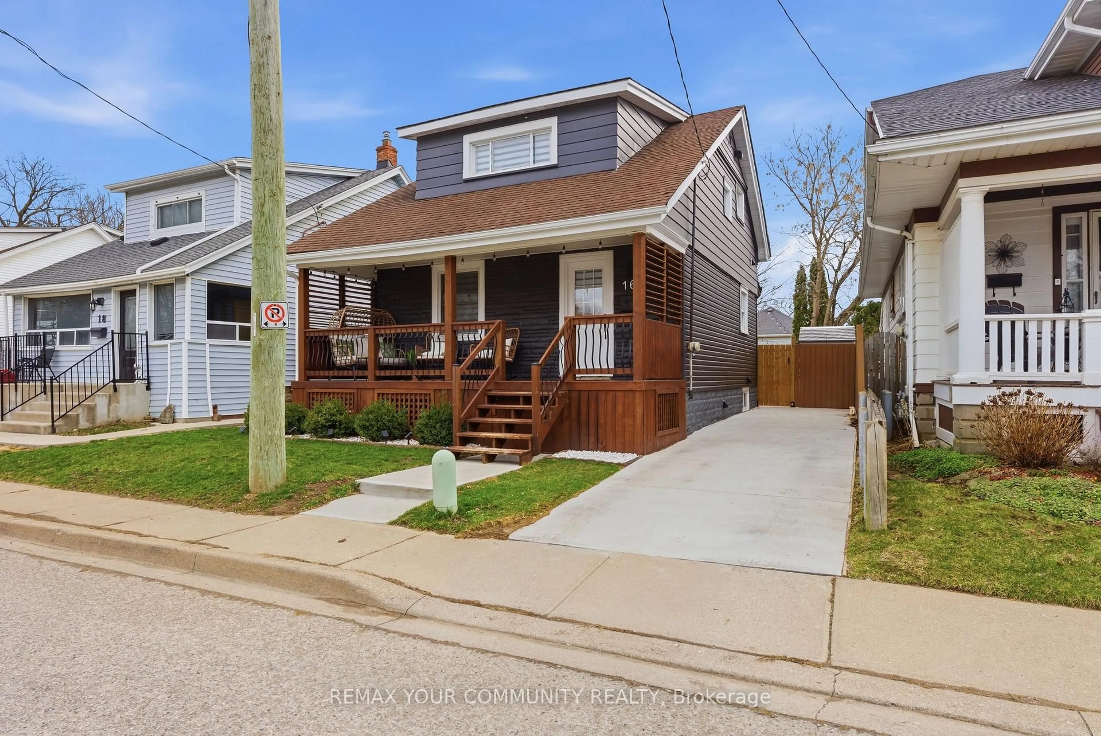 Unknown for 16 Marquis St, St. Catharines Ontario L2R 4Y6
