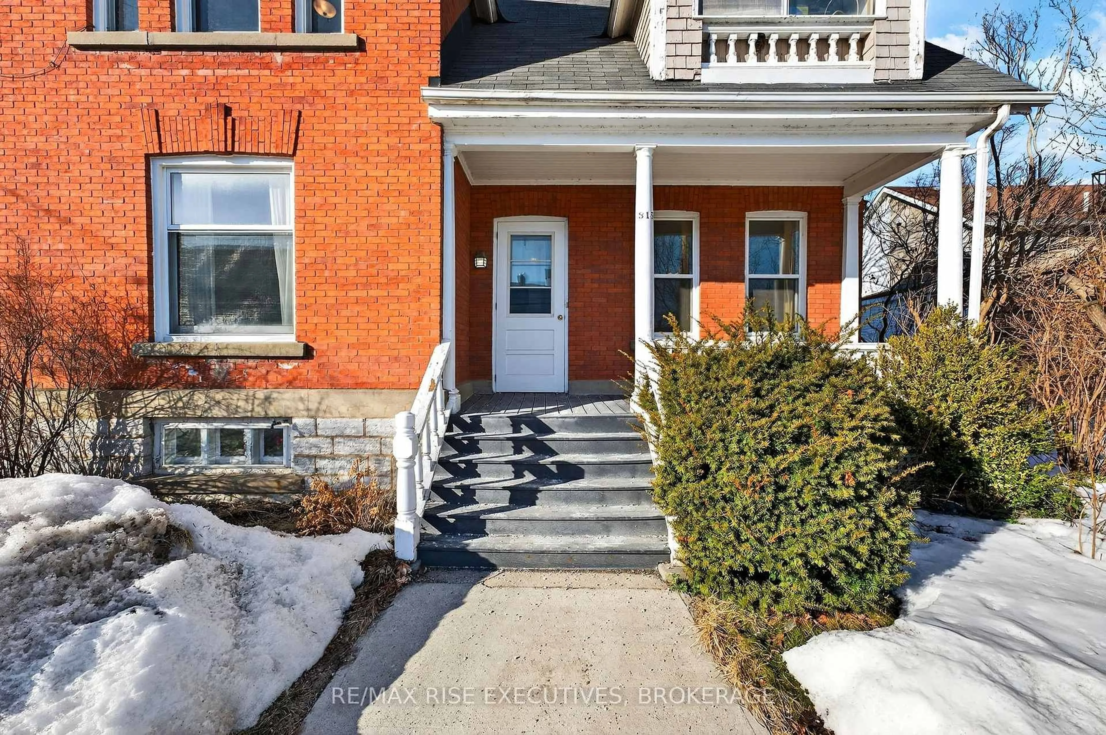 Home with brick exterior material, street for 315 Earl St, Kingston Ontario K7L 2J3