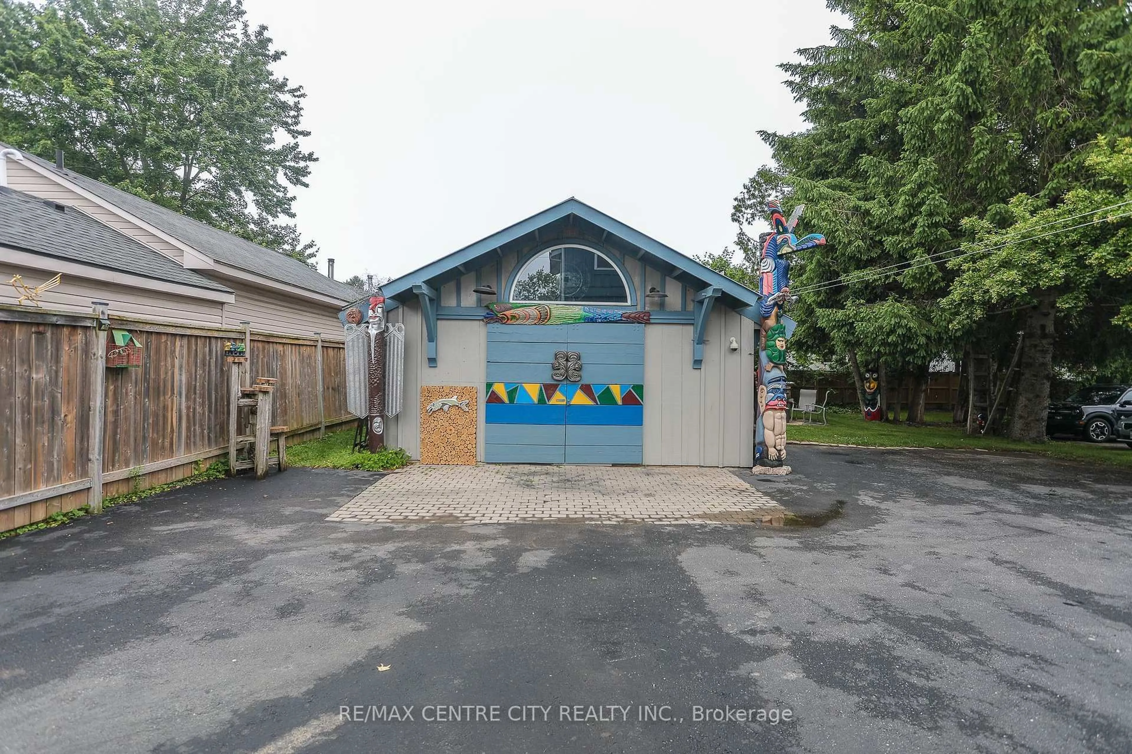 Unknown for 2349 Main St, London South Ontario N6P 1A7