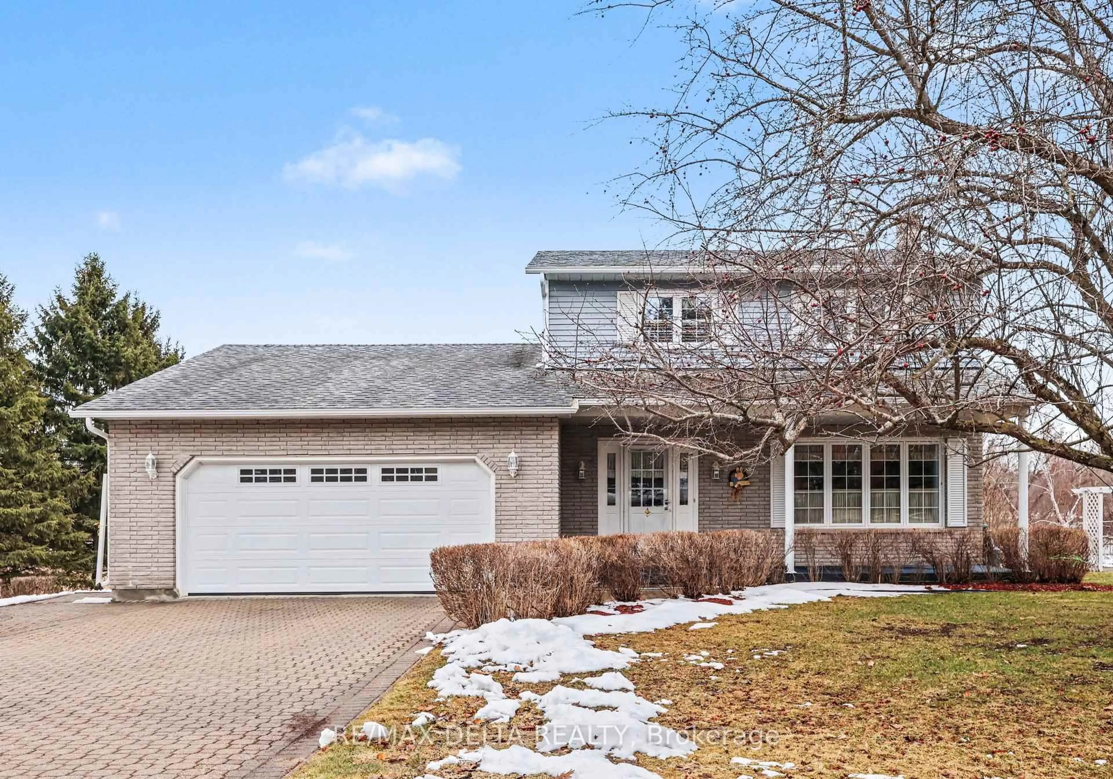 Home with vinyl exterior material, street for 10532 Main St, North Dundas Ontario K0E 1W0