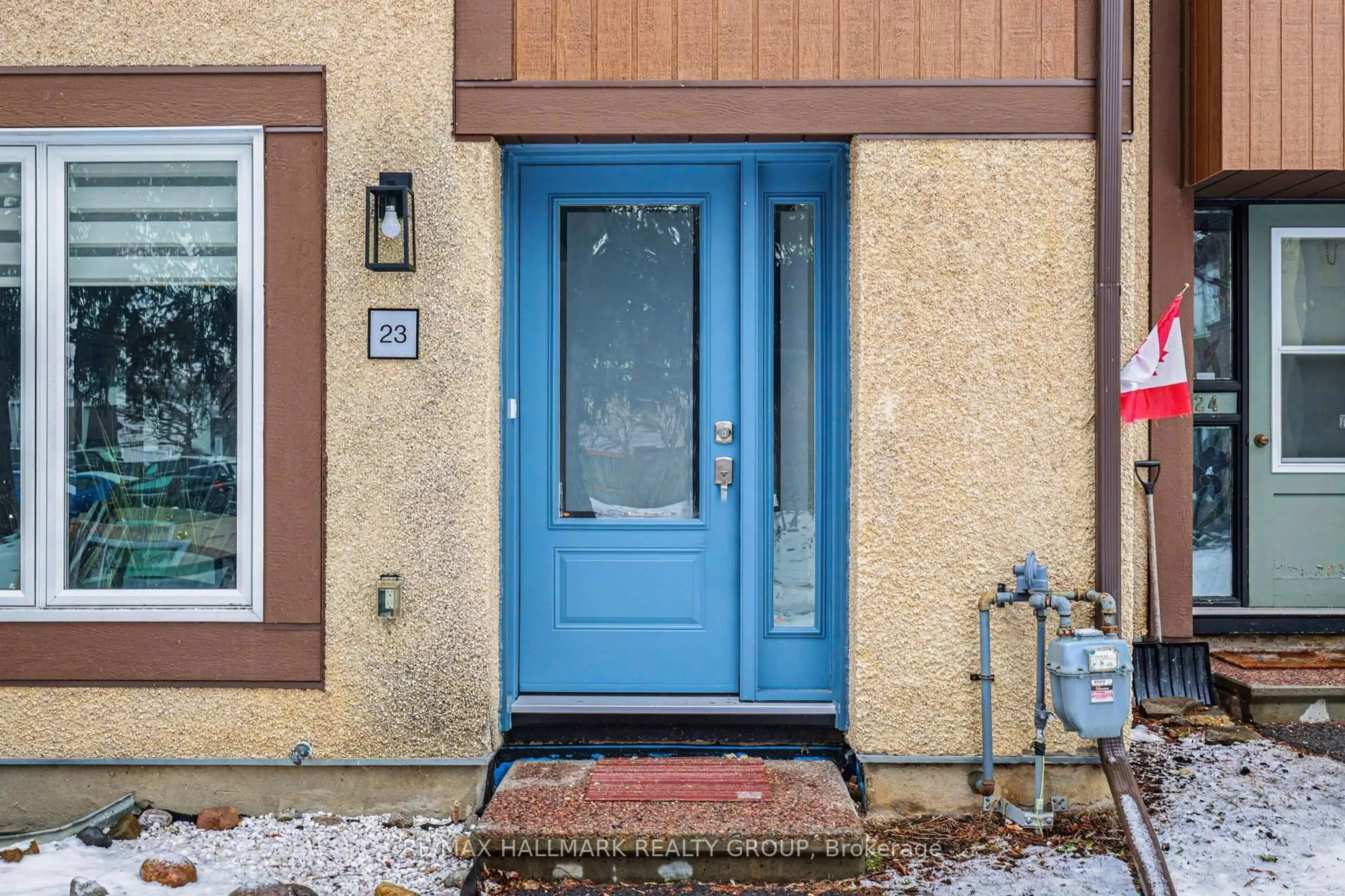 Indoor entryway for 3691 Albion Rd #23, Ottawa Ontario K1T 1P2