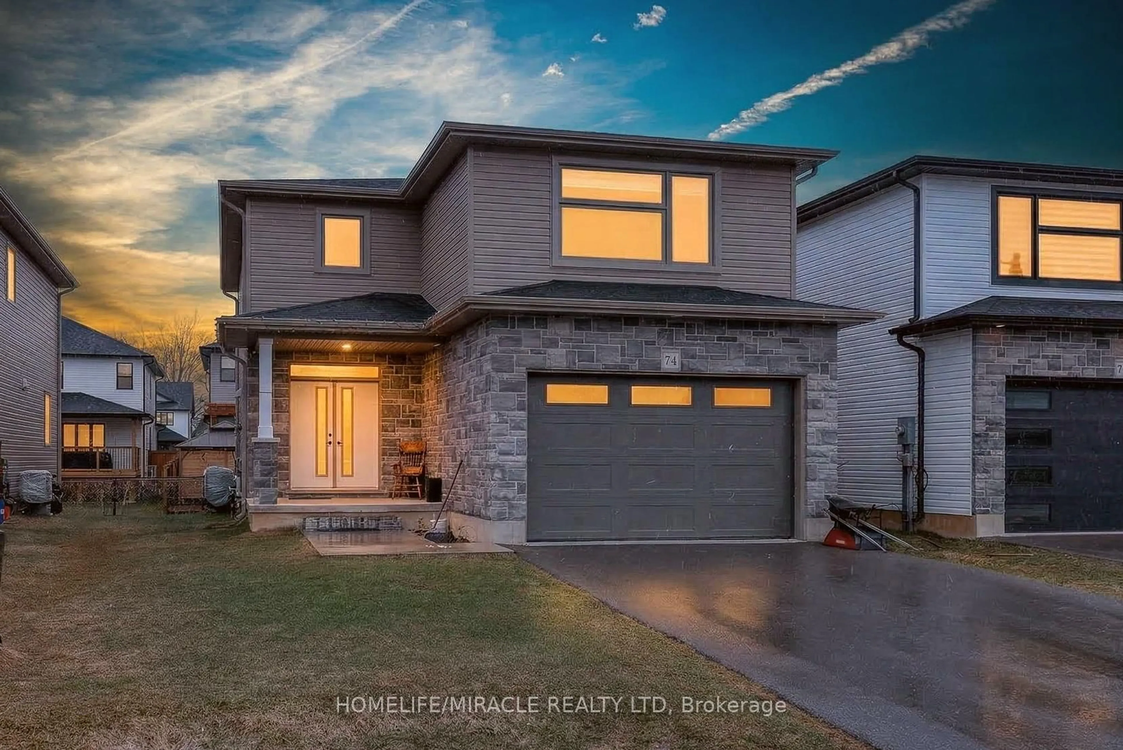 Home with brick exterior material, street for 74 Cash Cres, Ingersoll Ontario L9T 0K6