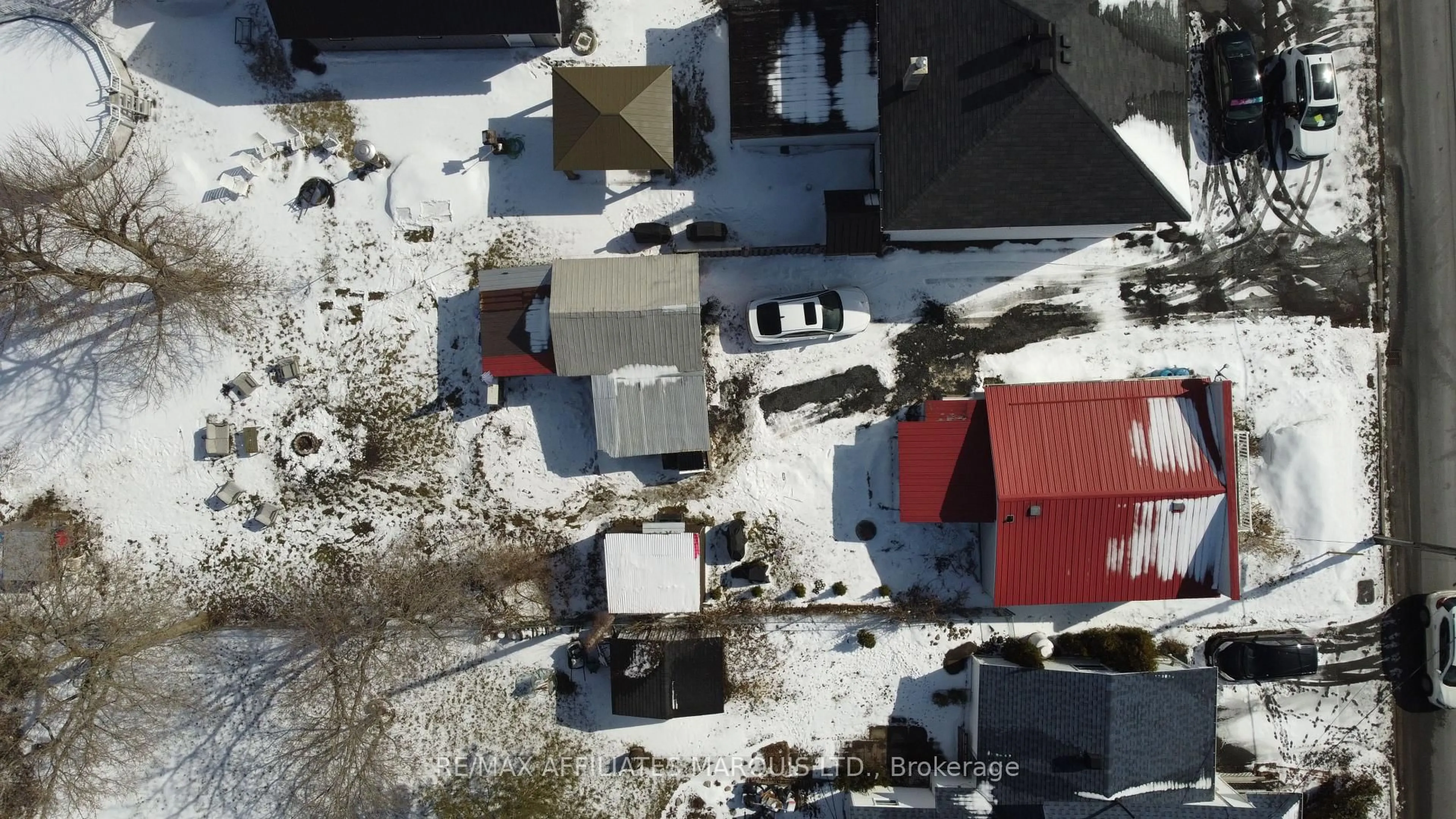 A pic from outside/outdoor area/front of a property/back of a property/a pic from drone, street for 3753 Old Orchard St, North Glengarry Ontario K0C 1B0