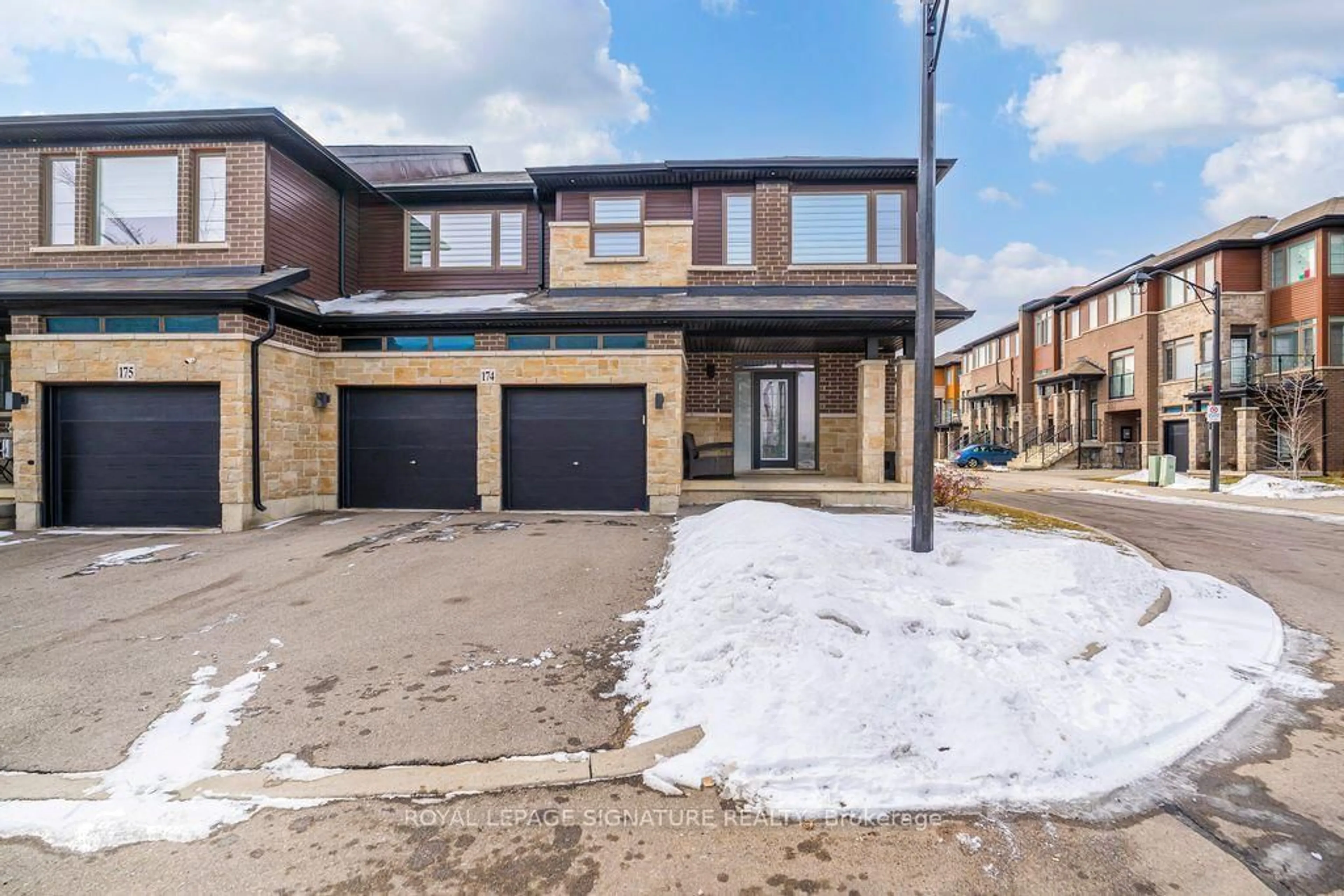Home with brick exterior material, street for 30 Times Square Blvd #174, Hamilton Ontario L8J 0L8