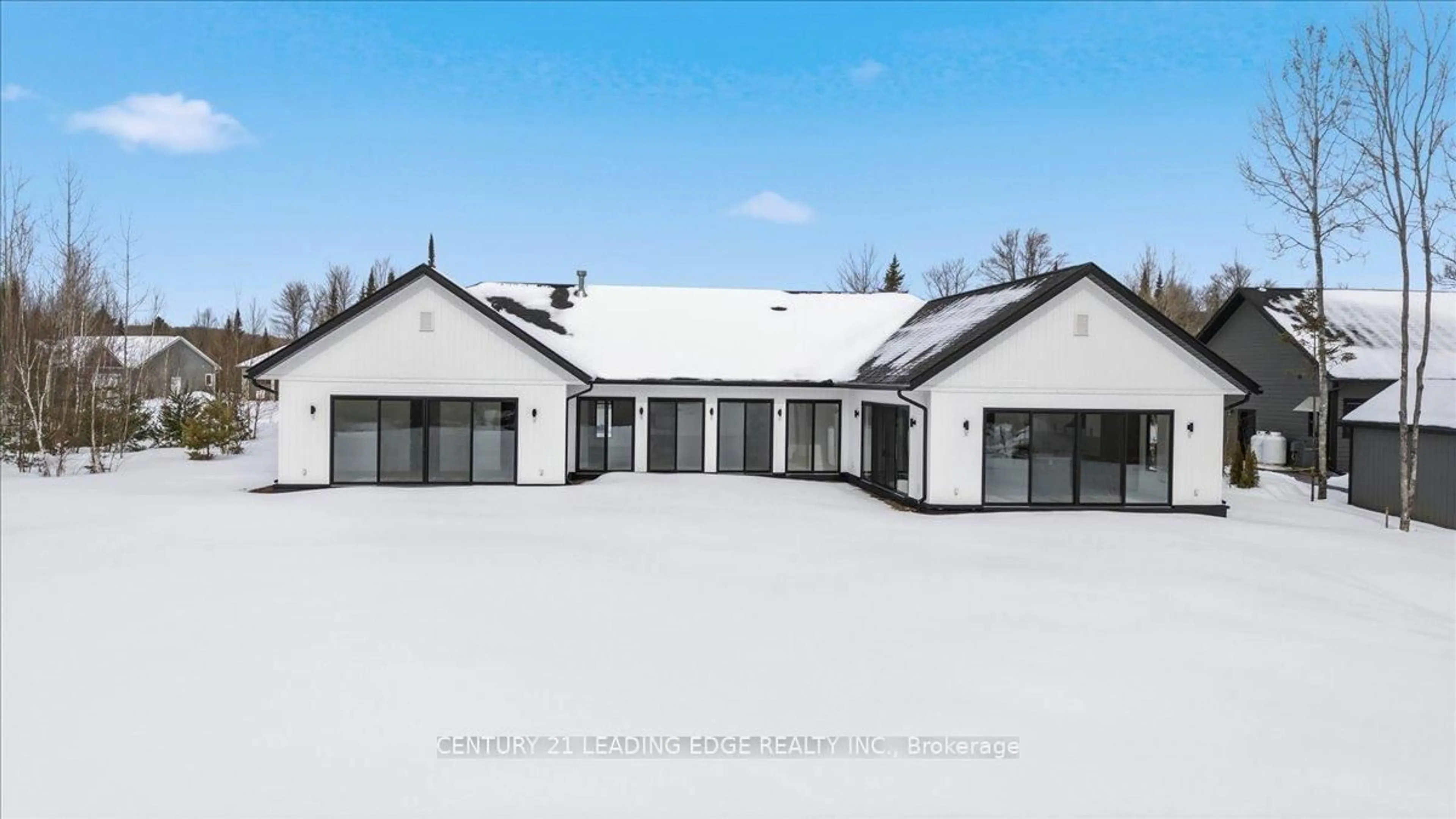 A pic from outside/outdoor area/front of a property/back of a property/a pic from drone, building for 40 Bancroft Ridge Dr, Bancroft Ontario K0L 1C0