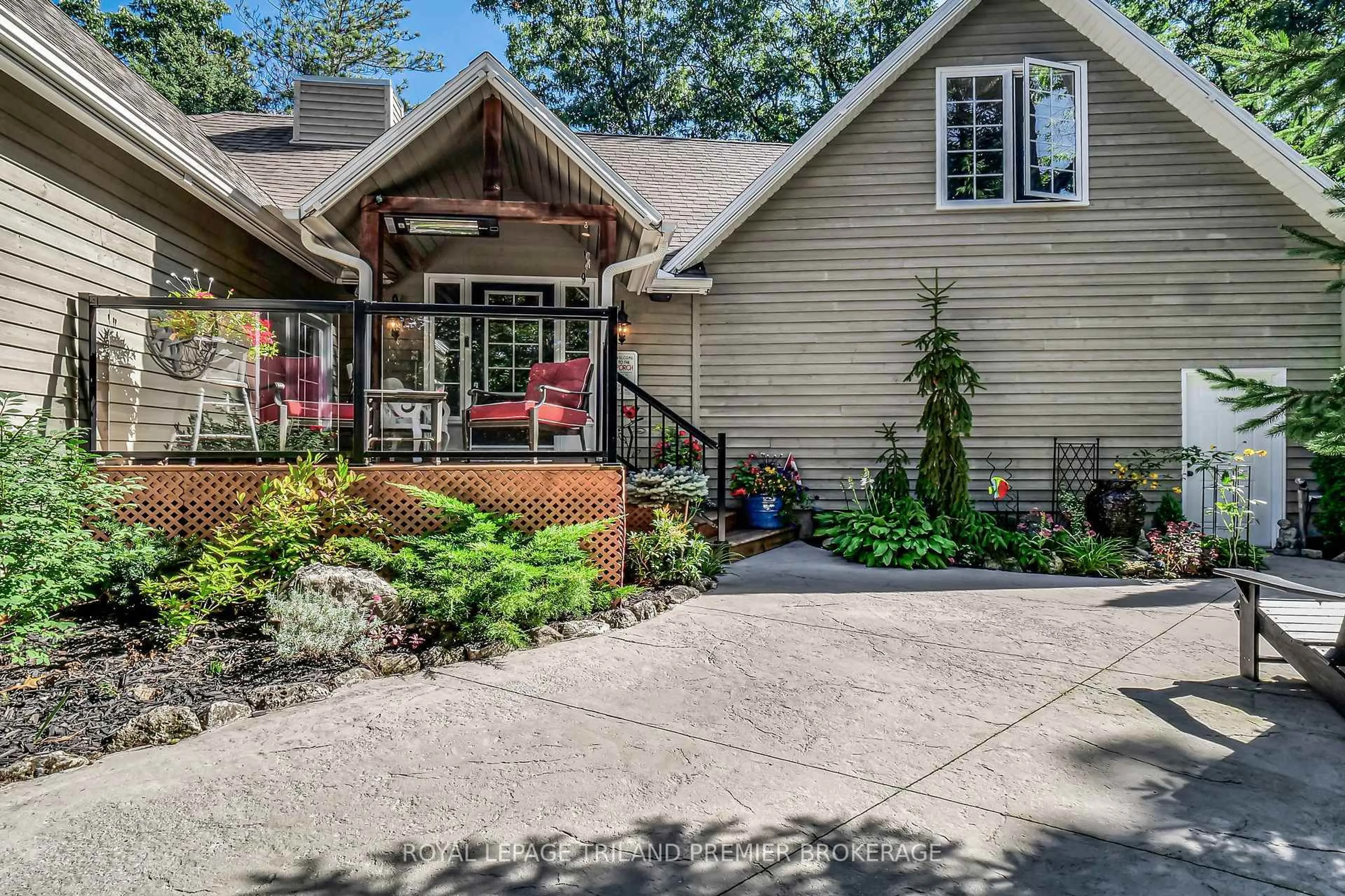 Unknown for 9941 Nipigon St, Lambton Shores Ontario N0M 2L0