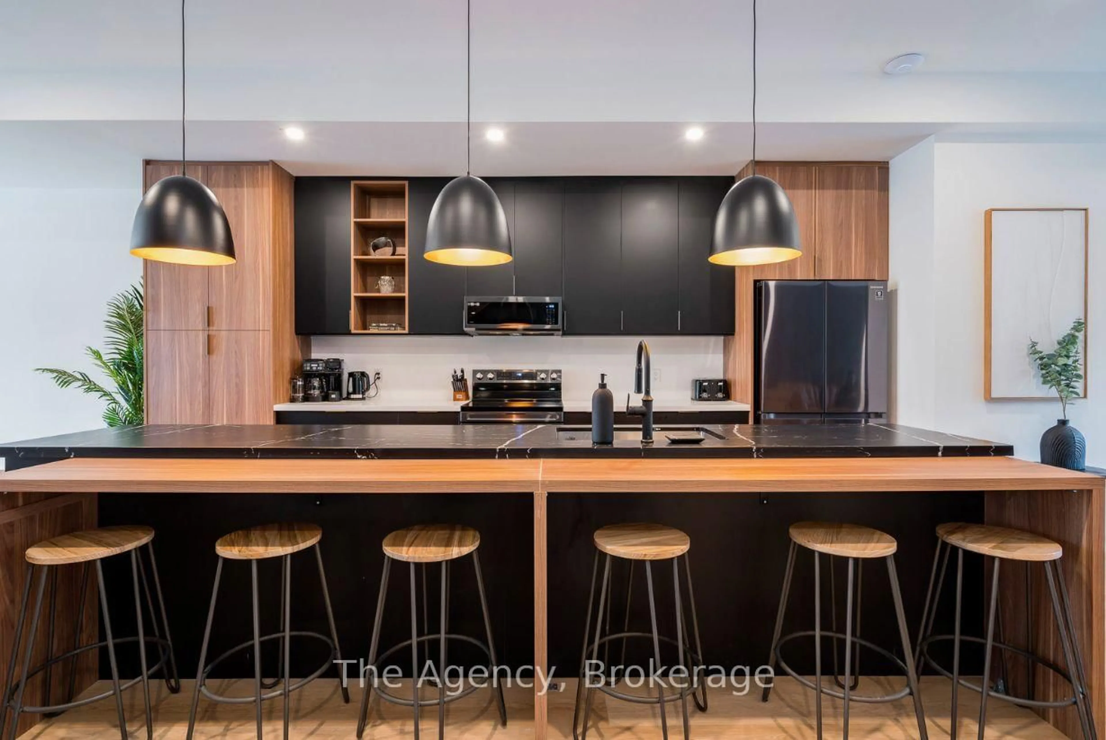 Open concept kitchen, unknown for 145 Kandahar Lane #1,2,3, Blue Mountains Ontario L9Y 0N3