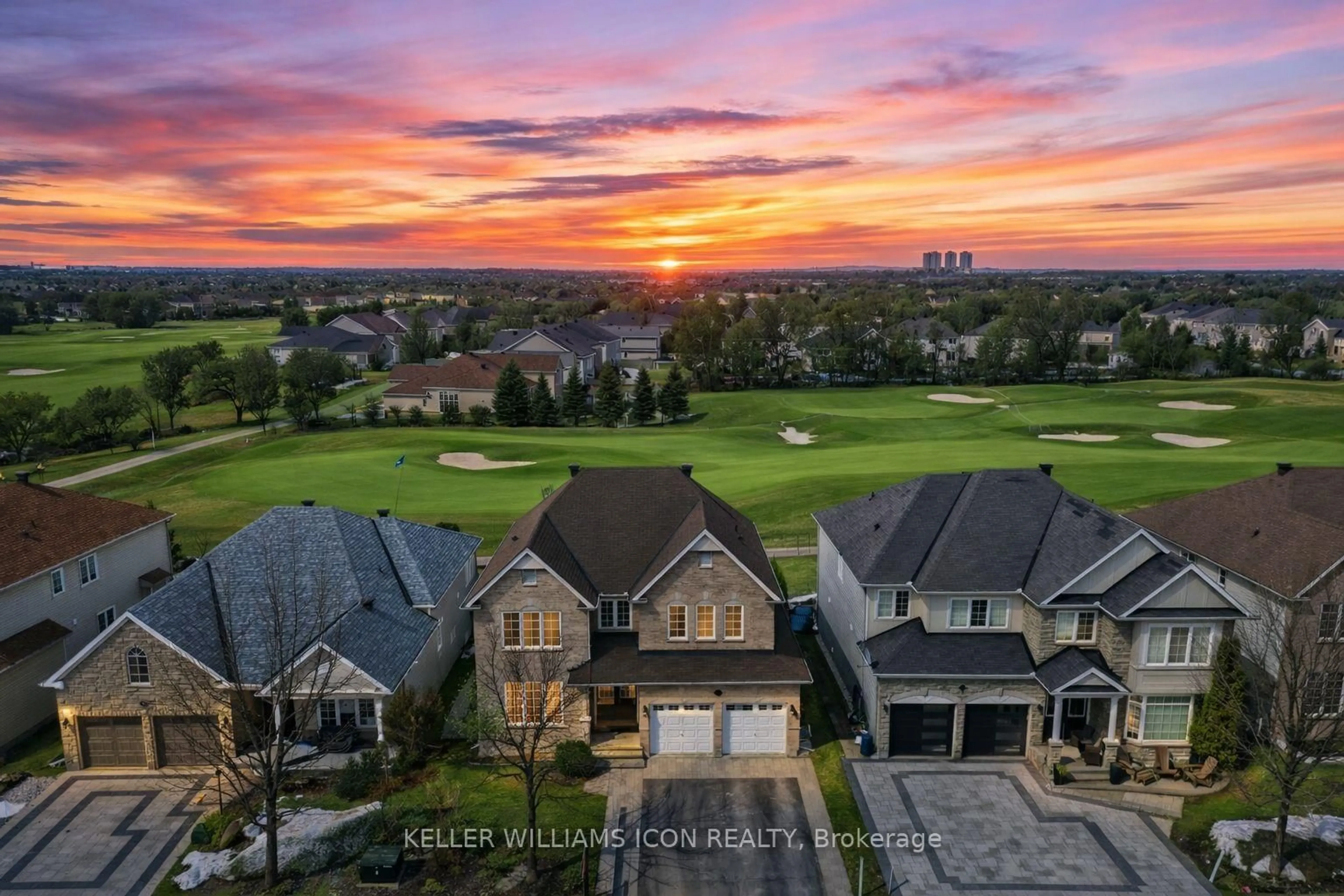 A pic from outside/outdoor area/front of a property/back of a property/a pic from drone, mountain view for 796 Kilbirnie Dr, Ottawa Ontario K2J 0M4