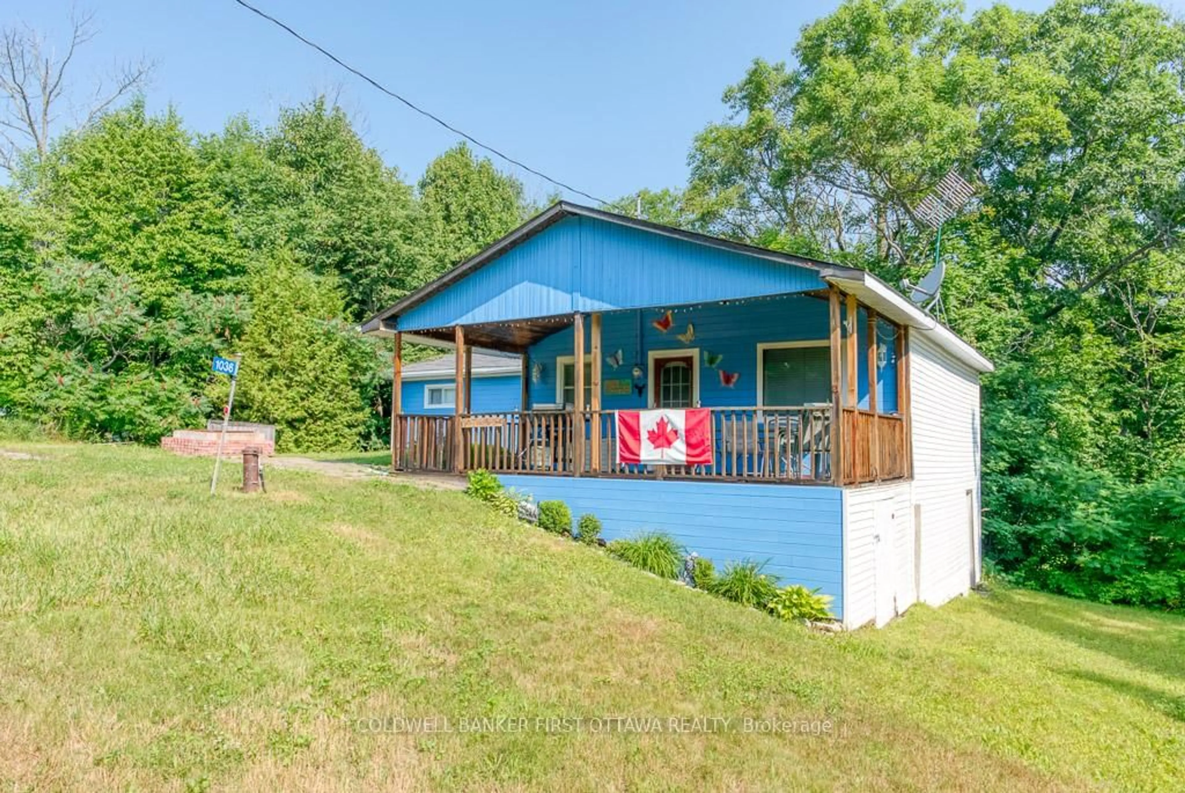 Patio, water/lake/river/ocean view for 1036 Rossland Lane, Arden Ontario K0H 1B0