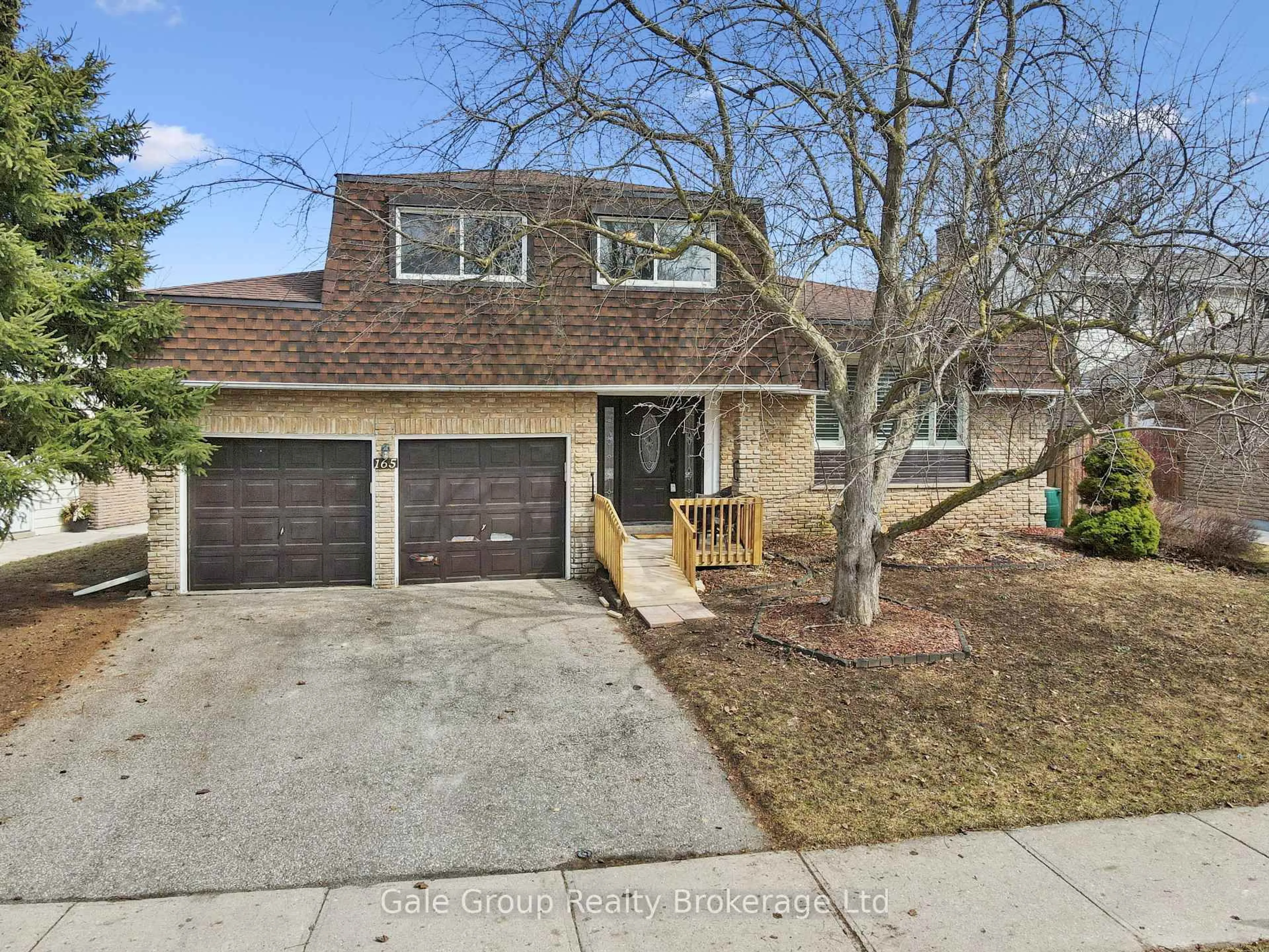 Home with brick exterior material, street for 165 Brookside Cres, Kitchener Ontario N2N 1G9