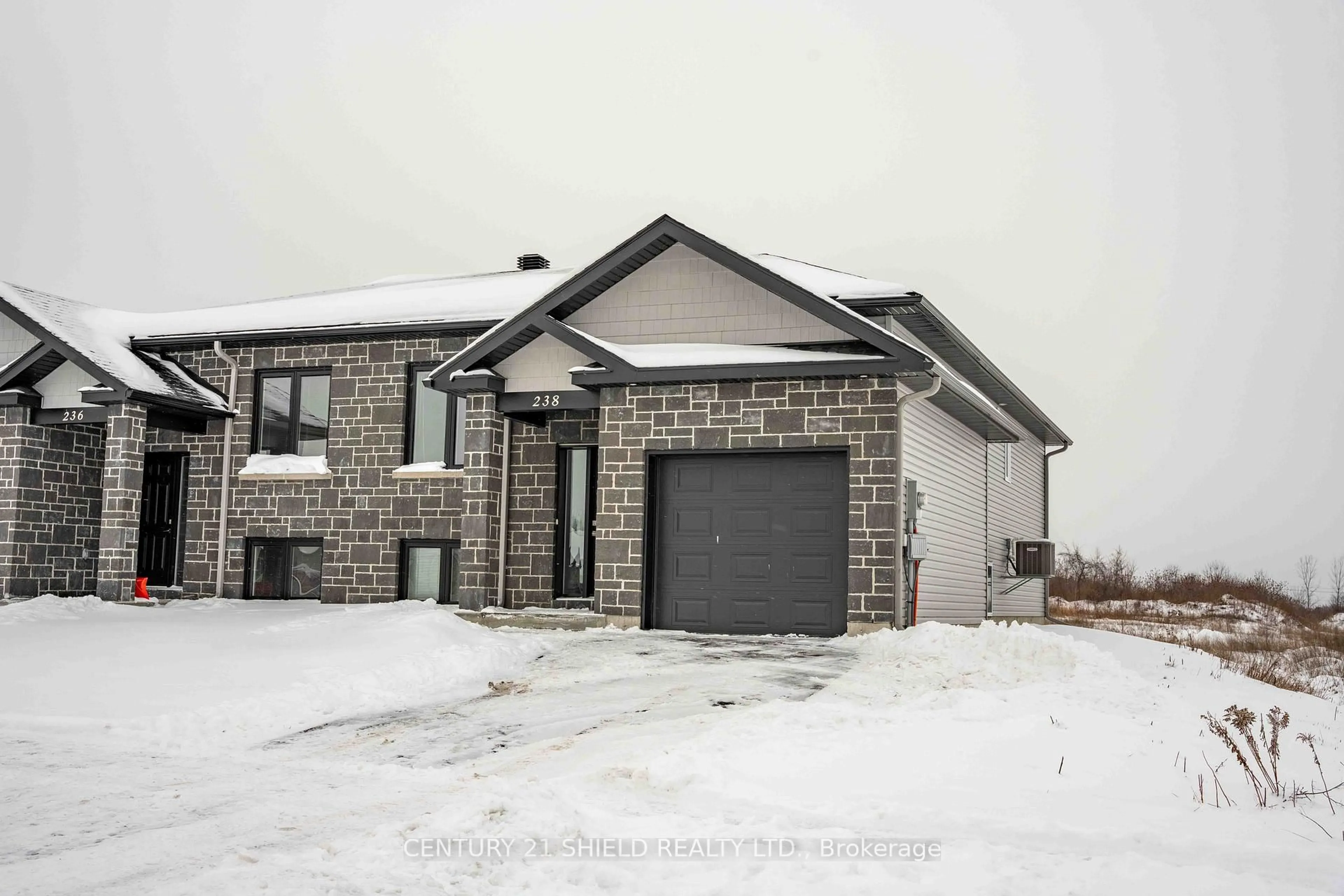 Home with brick exterior material, building for 238 East Ridge Dr, Cornwall Ontario K6H 7N2