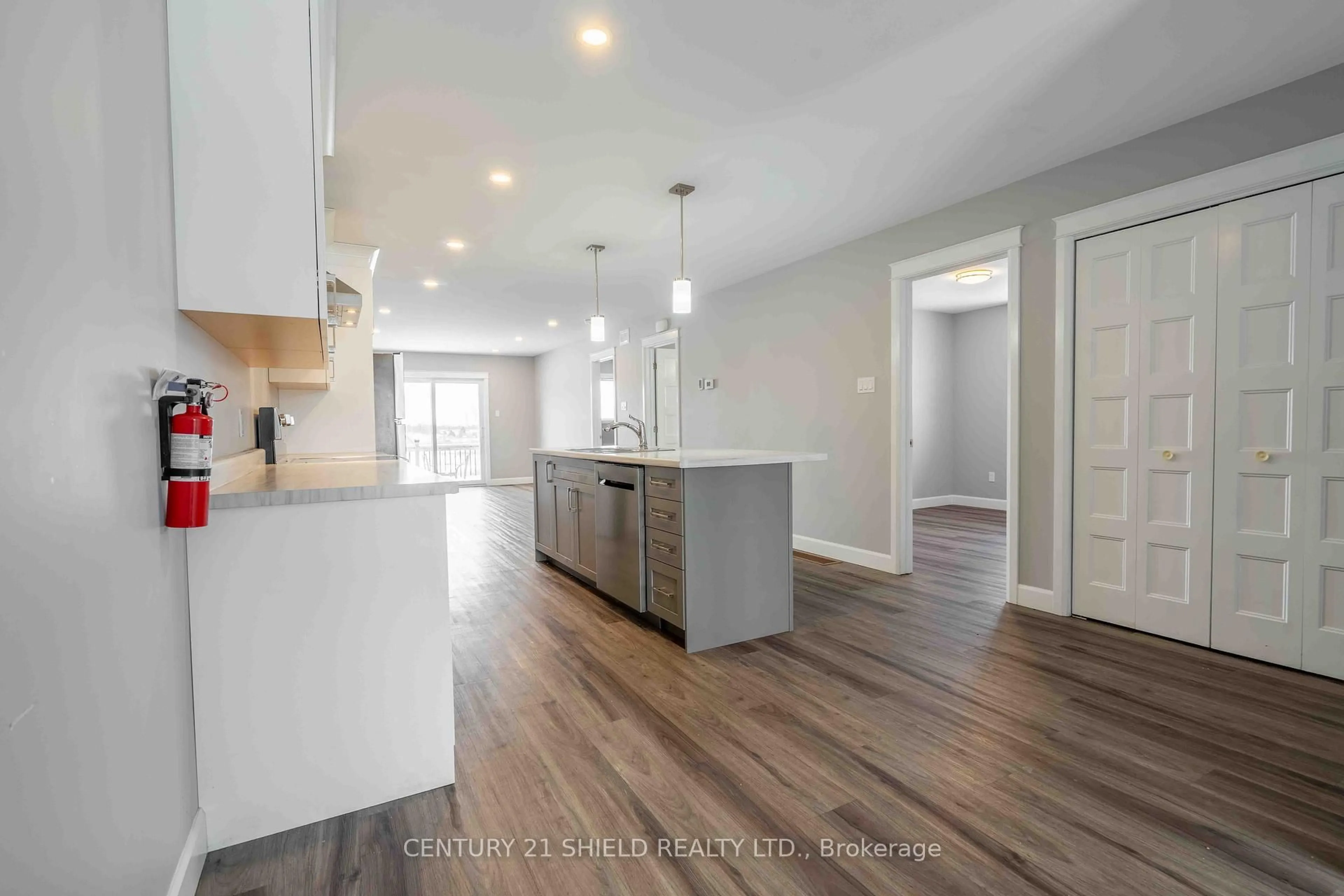 Open concept kitchen, unknown for 238 East Ridge Dr, Cornwall Ontario K6H 7N2