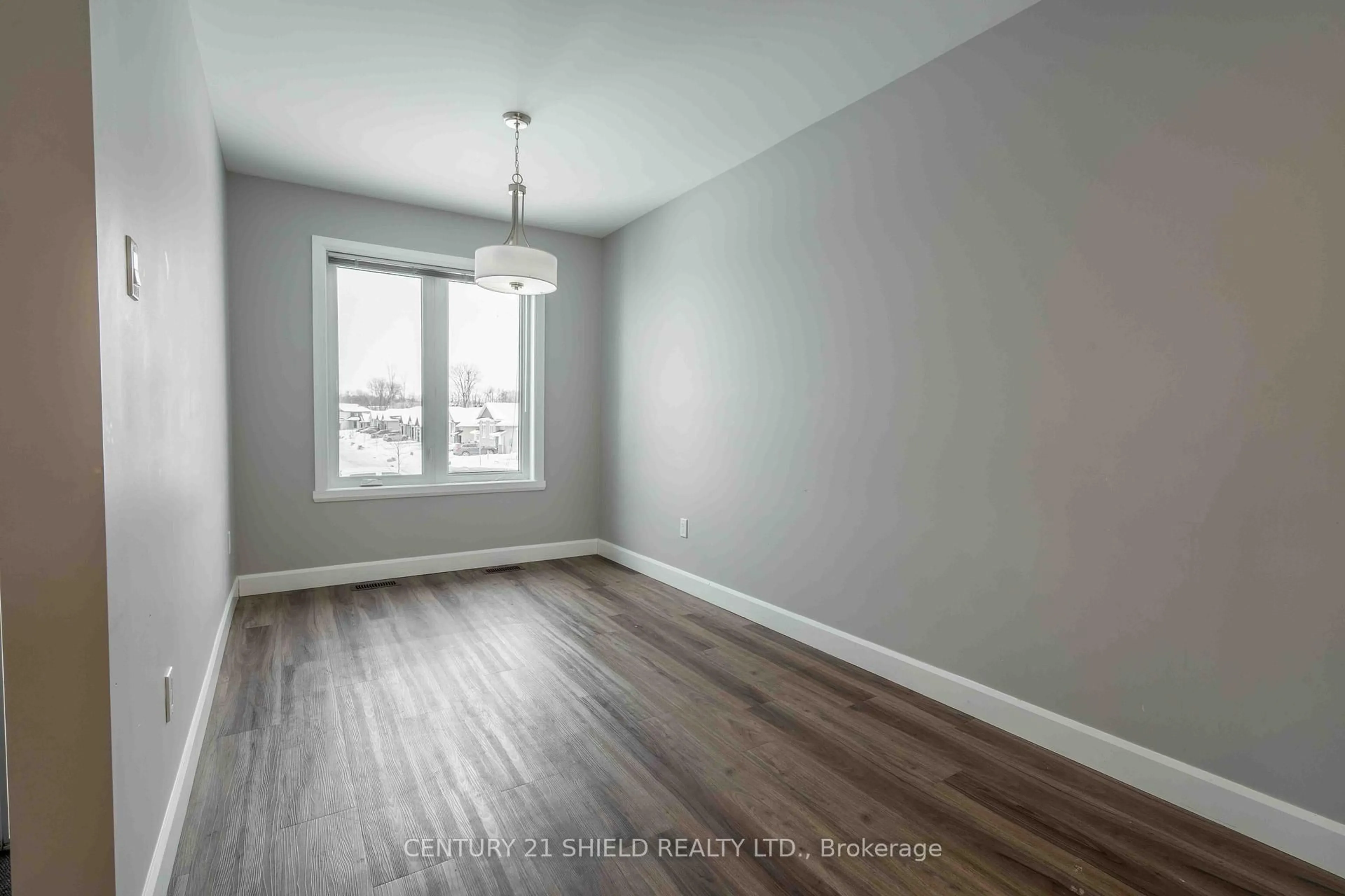 A pic of a room for 238 East Ridge Dr, Cornwall Ontario K6H 7N2