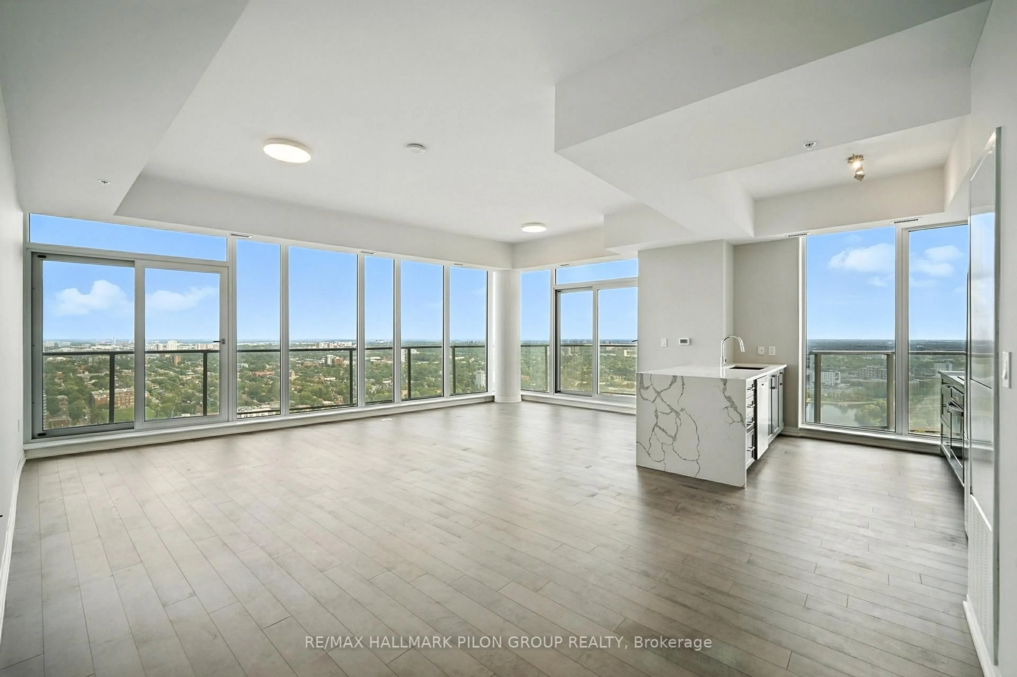 A pic of a room for 805 Carling Ave #3907, Ottawa Ontario K1S 5W9