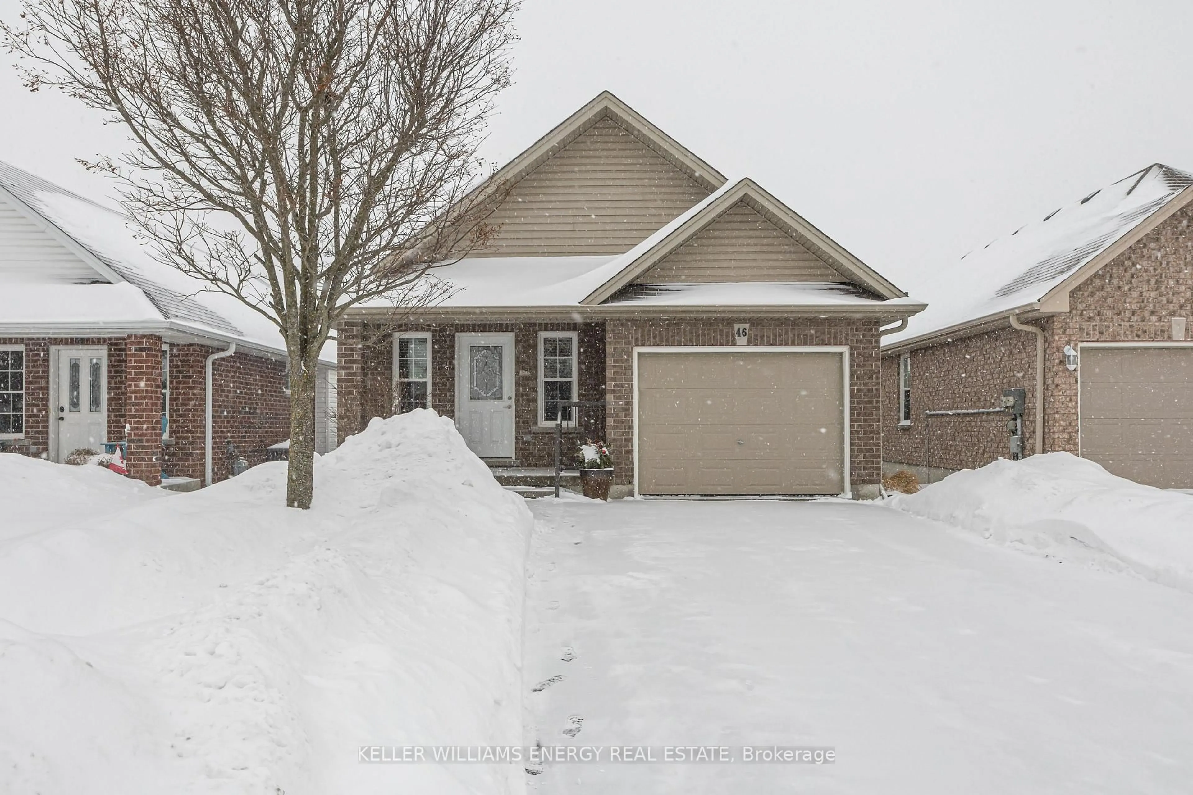 Home with brick exterior material, street for 46 Beall St, Kawartha Lakes Ontario K9V 6J6