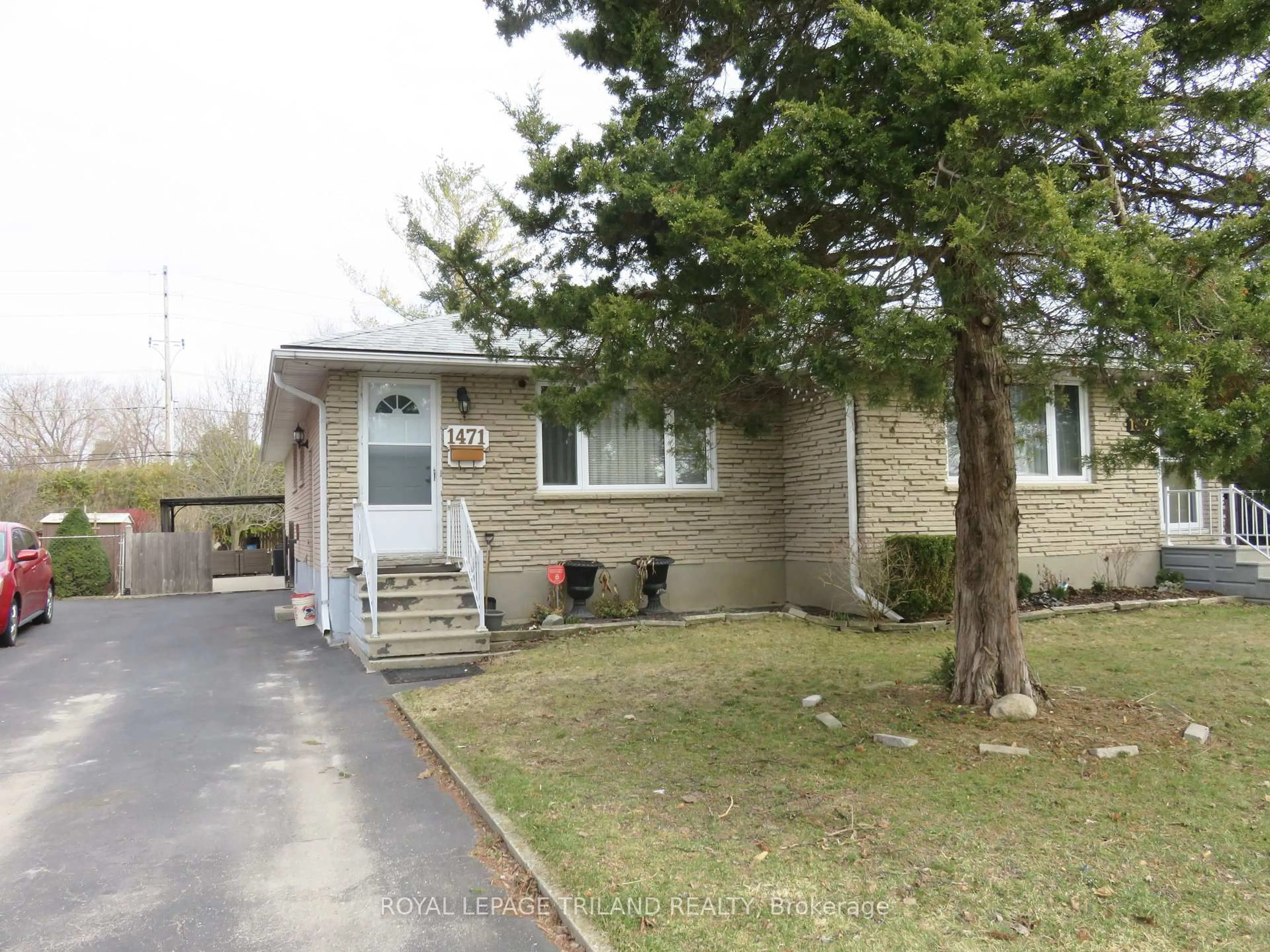 Unknown for 1471 Perth Ave, London East Ontario N5V 2M4