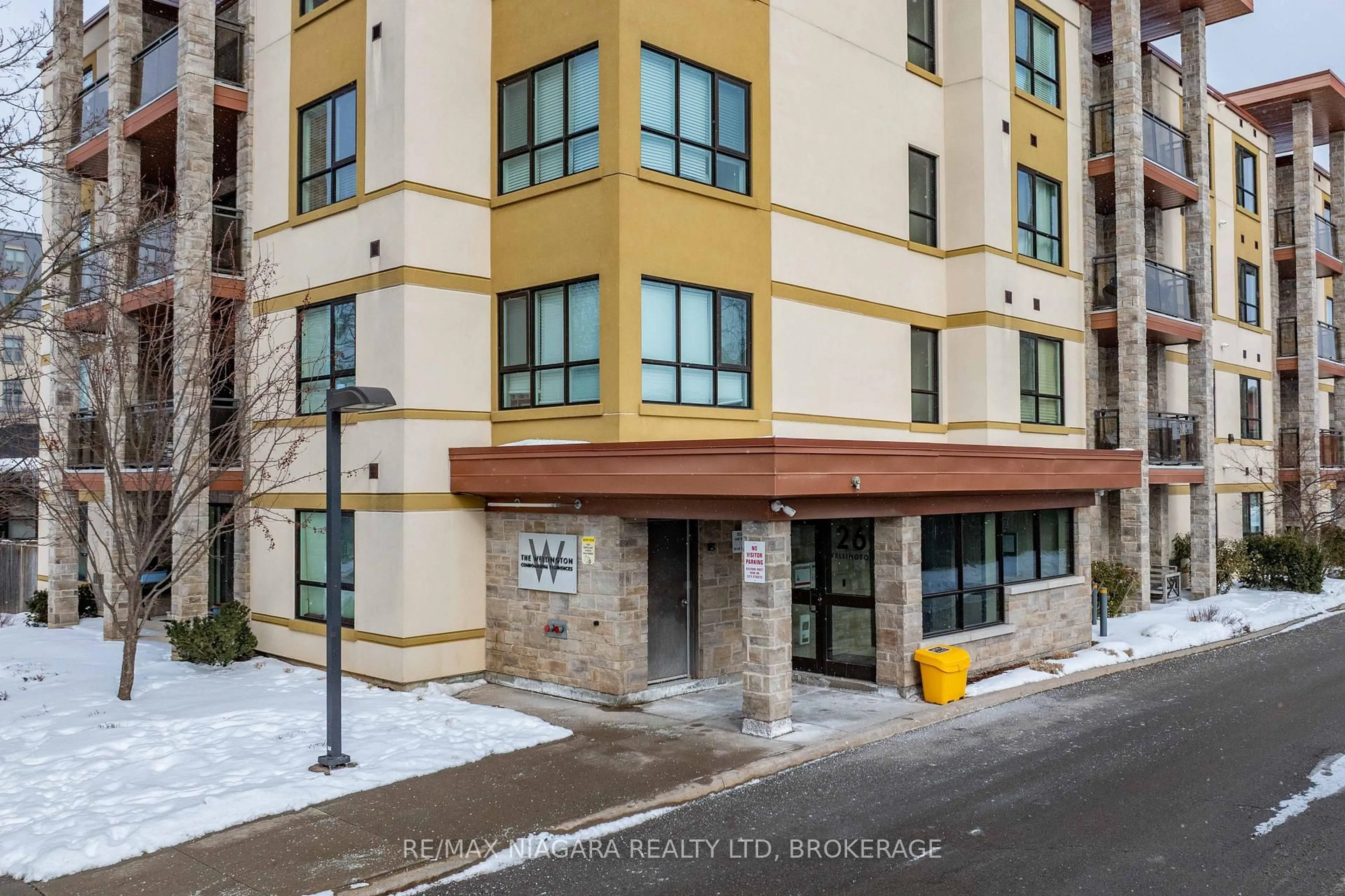 Unknown for 26 Wellington St #404, St. Catharines Ontario L2R 5P8