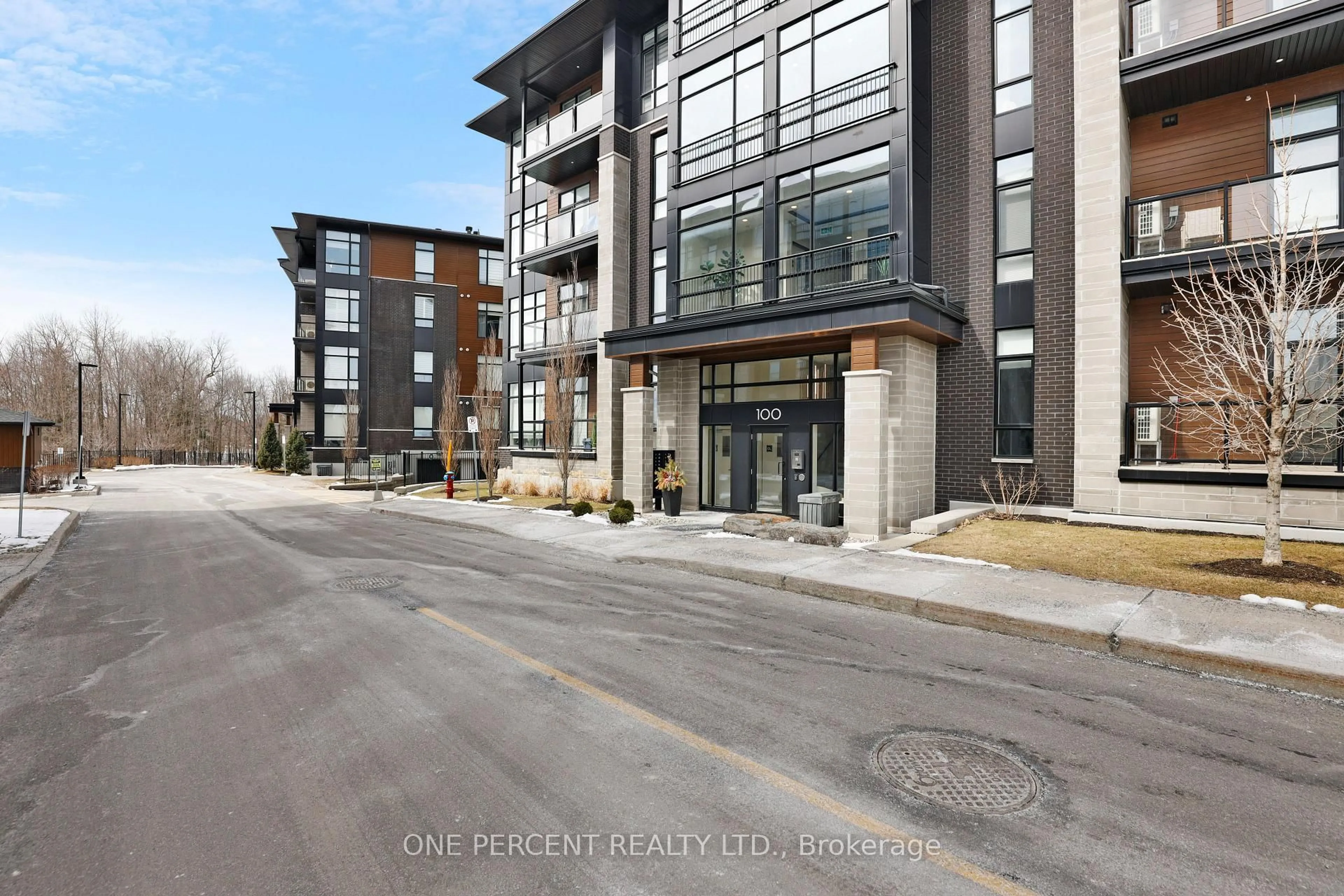 Unknown for 100 Cortile Private #15, Ottawa Ontario K1V 2S8