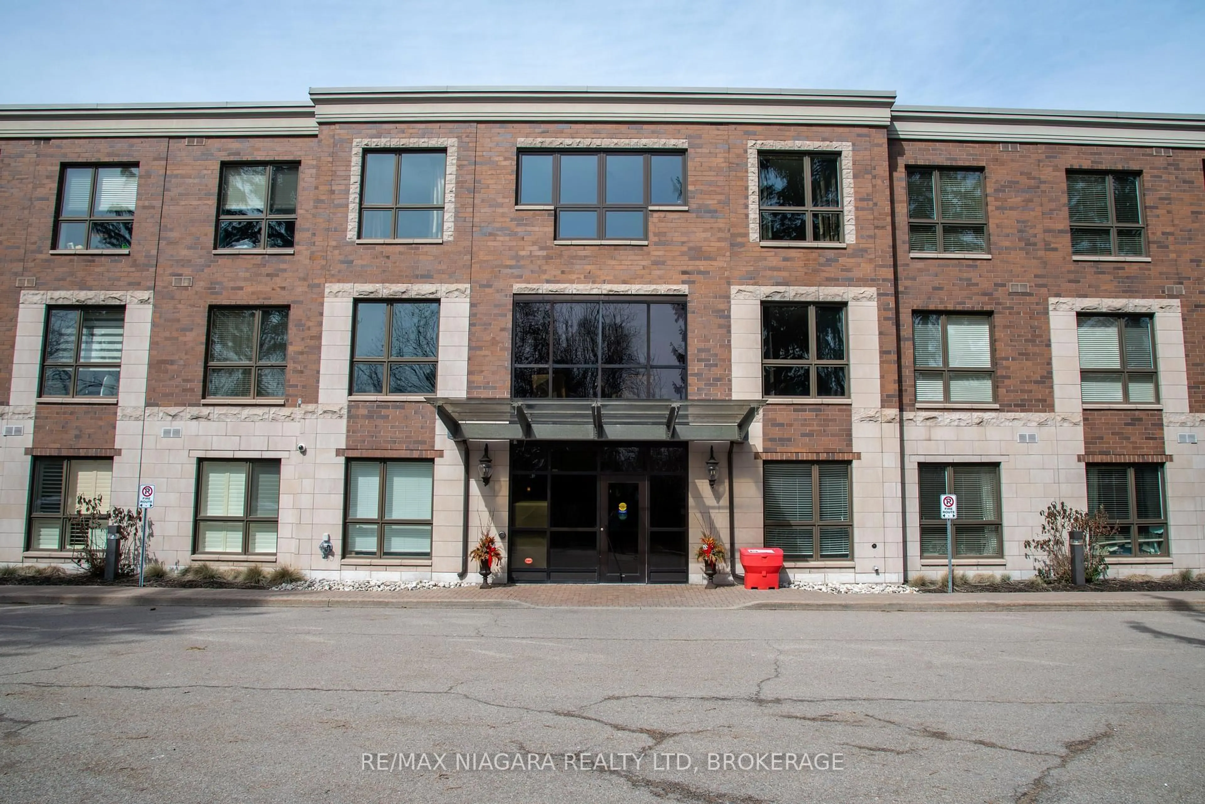 Unknown for 2799 St. Paul Ave #306, Niagara Falls Ontario L2J 2L3