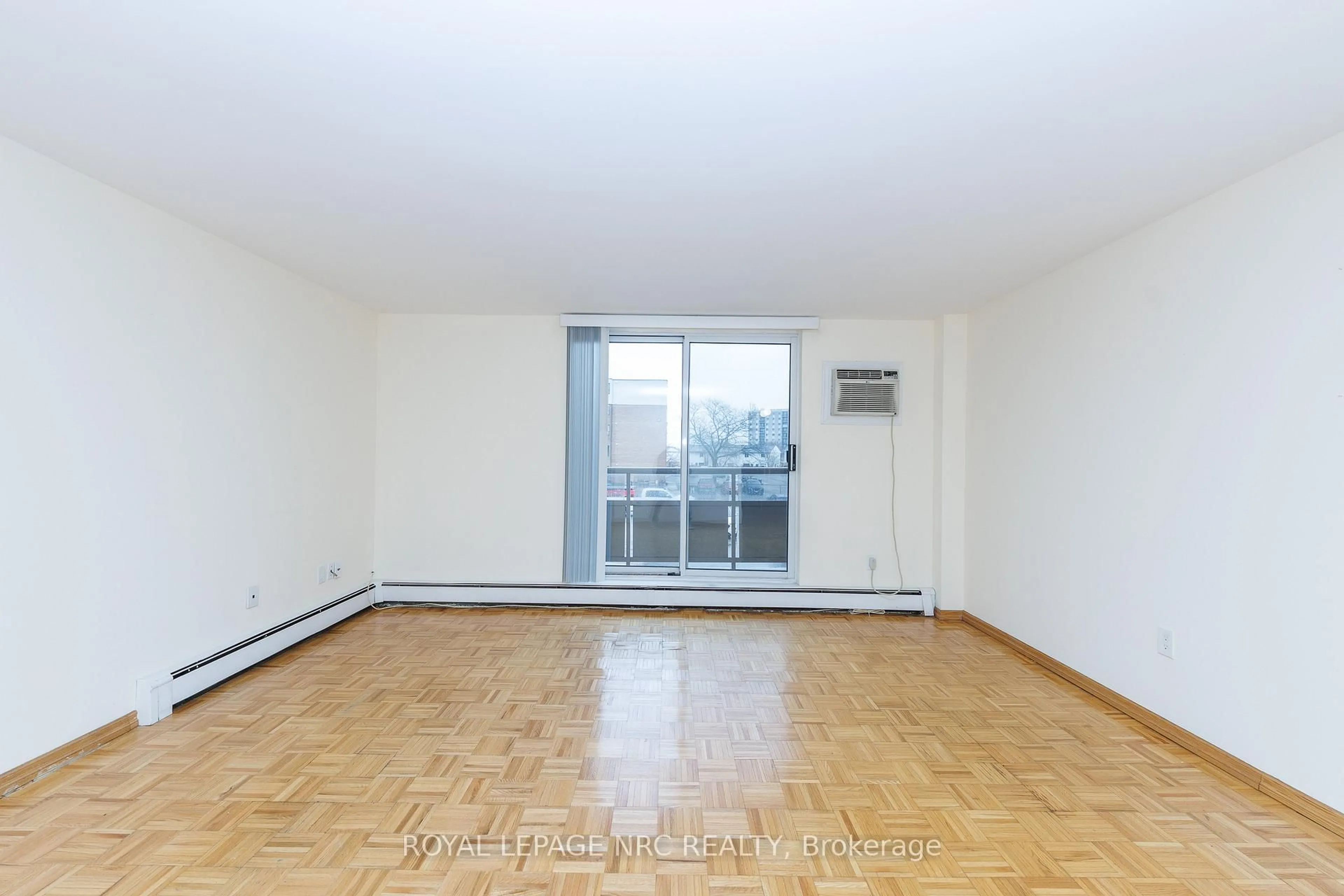 A pic of a room for 264 GRANTHAM Ave #209, St. Catharines Ontario L2M 5B5