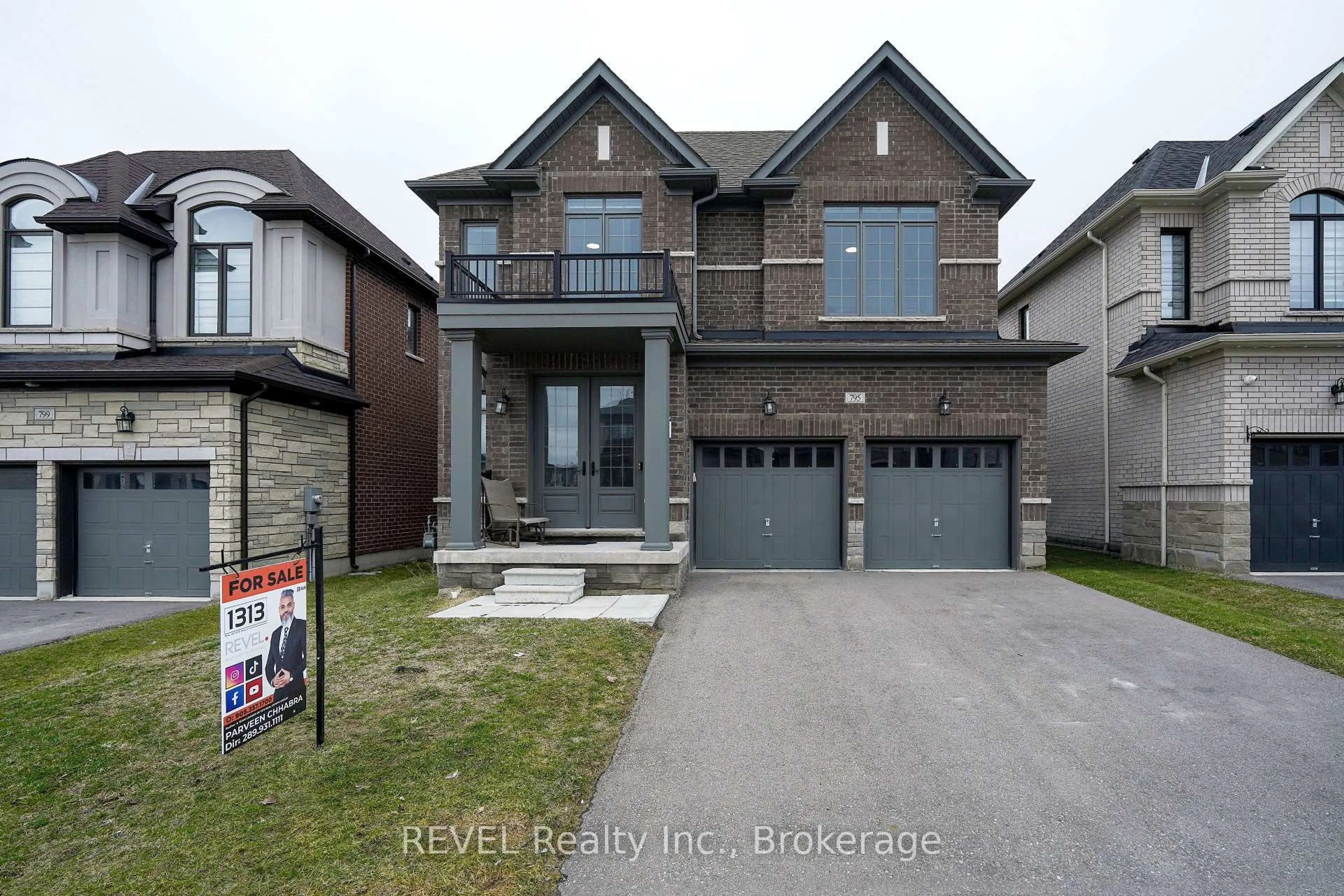 Home with brick exterior material, street for 795 QUEENSTON Blvd, Woodstock Ontario N4T 0N1