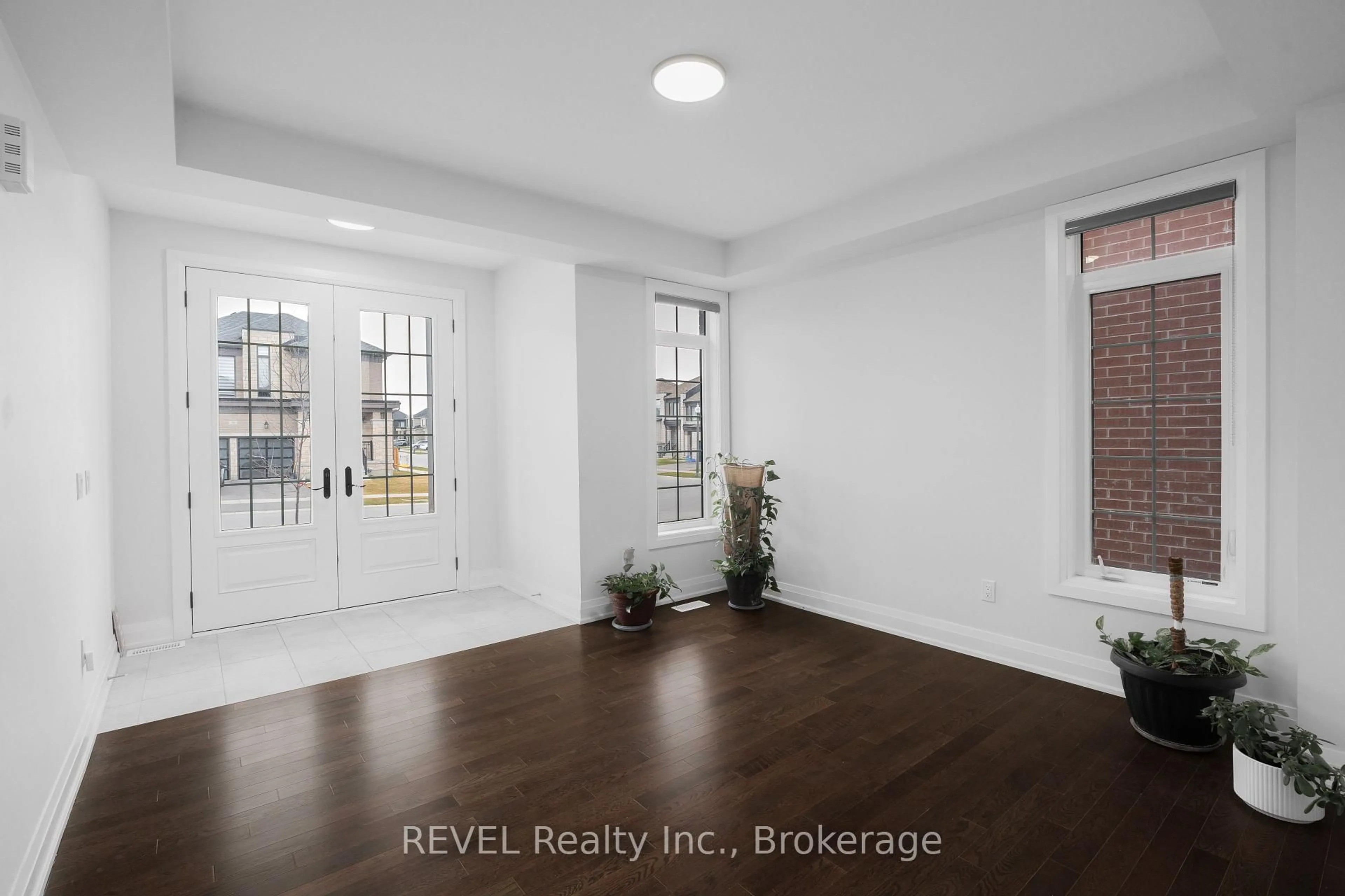 A pic of a room for 795 QUEENSTON Blvd, Woodstock Ontario N4T 0N1