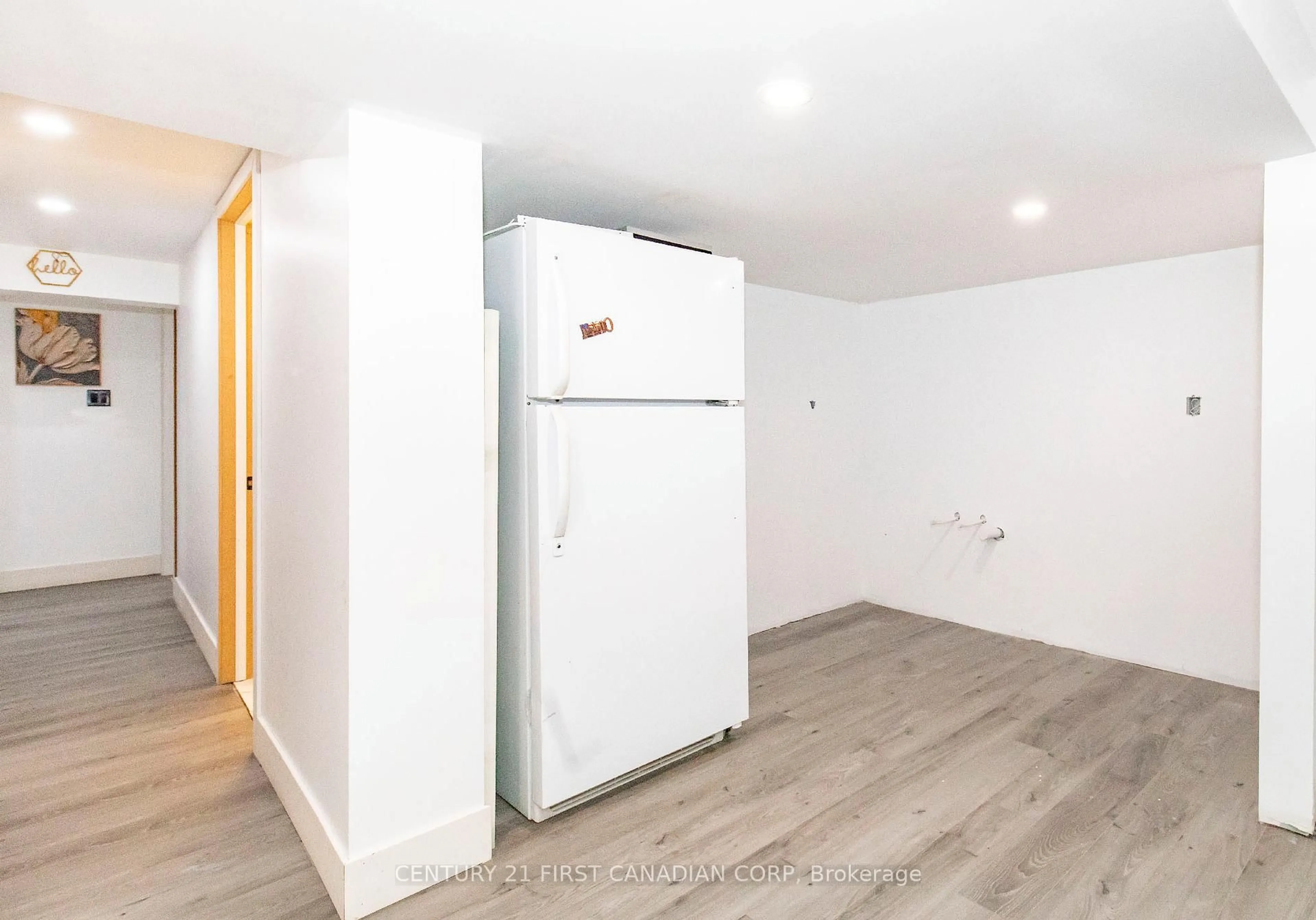 A pic of a room for 12 Noel Ave, London East Ontario N5V 1A9