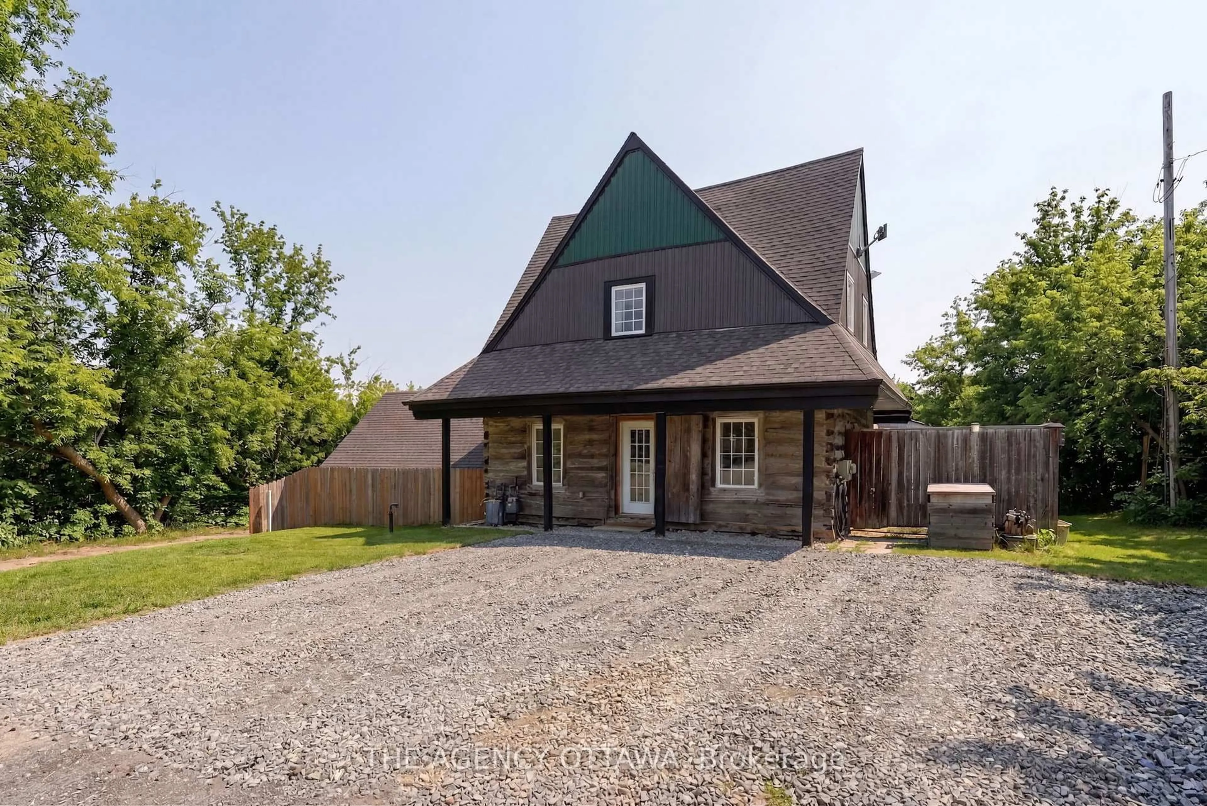 Home with brick exterior material, unknown for 4667 ALBION Rd, Ottawa Ontario K1X 1A4