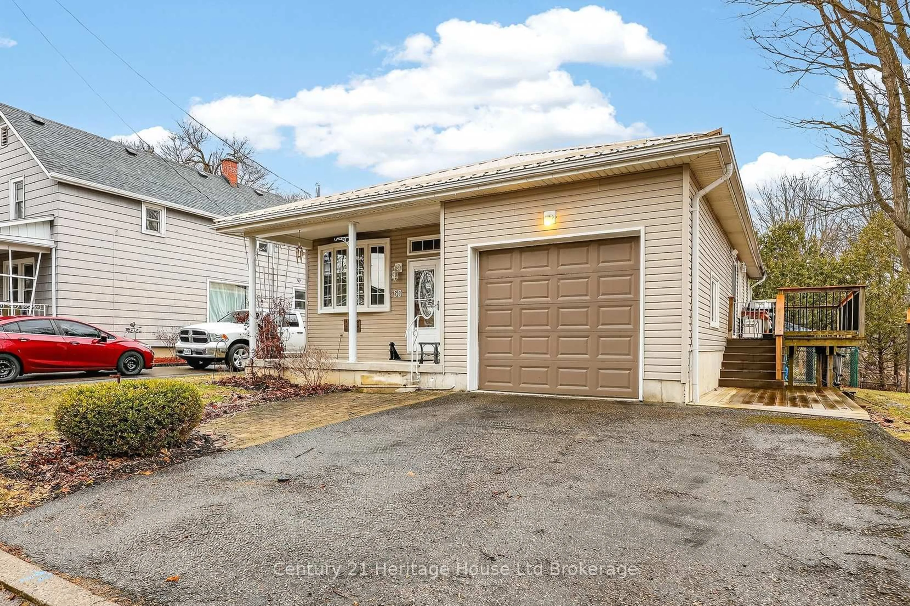 Unknown for 50 Wellington Ave, Ingersoll Ontario N5C 1C3