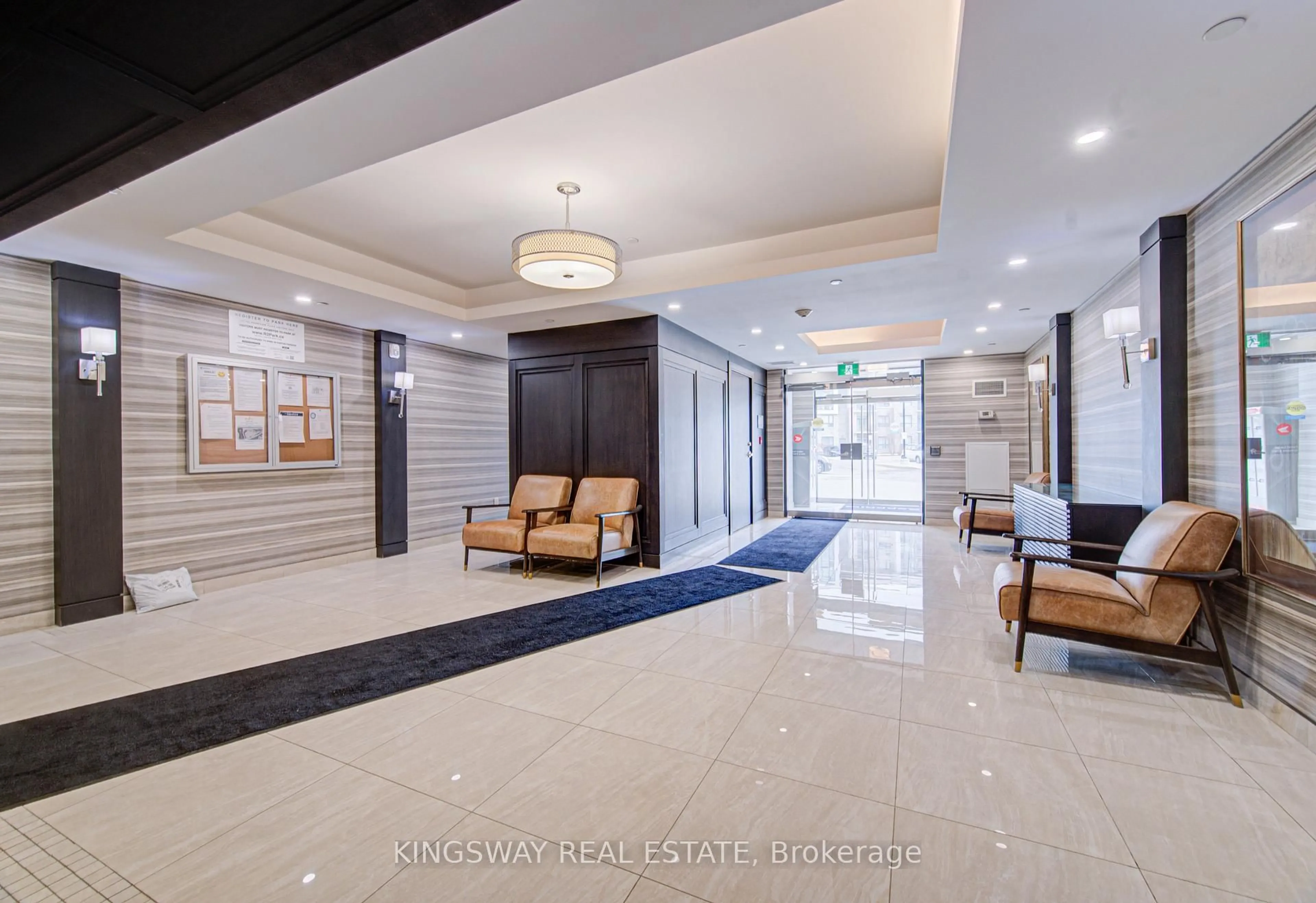 Lobby for 125 Shoreview Pl #109, Hamilton Ontario L8E 0K3