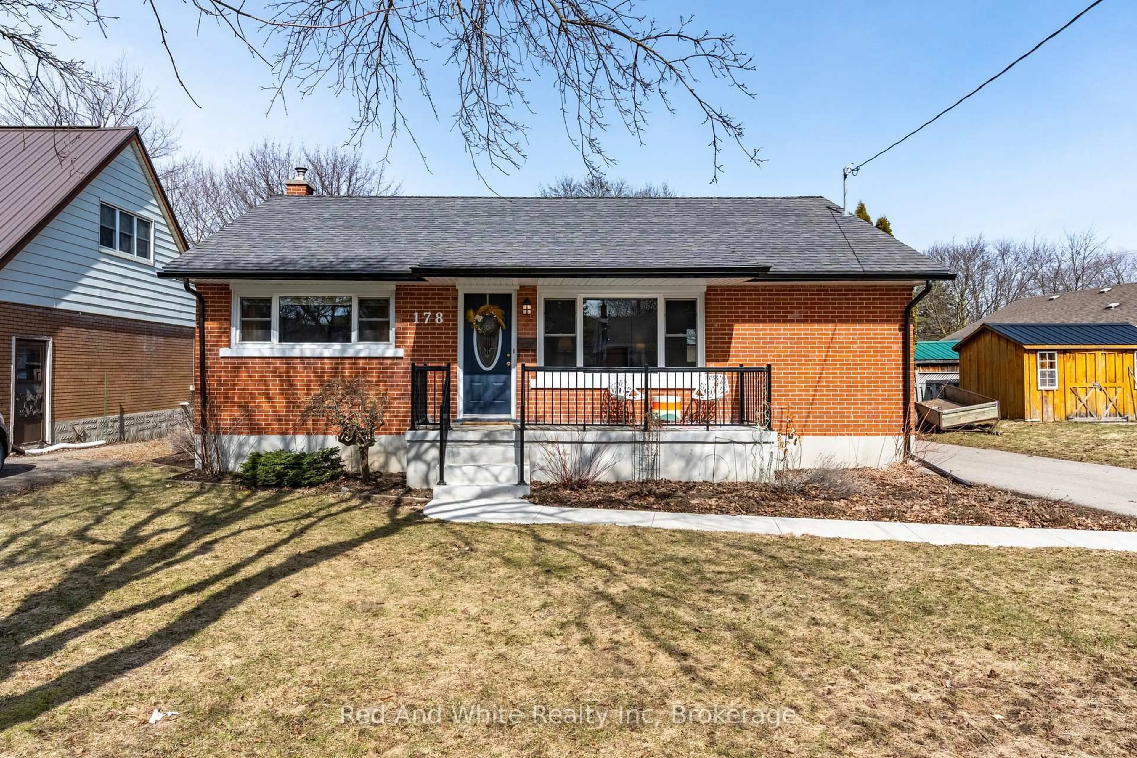 Home with brick exterior material, street for 178 Bristol St, Waterloo Ontario N2J 1H1