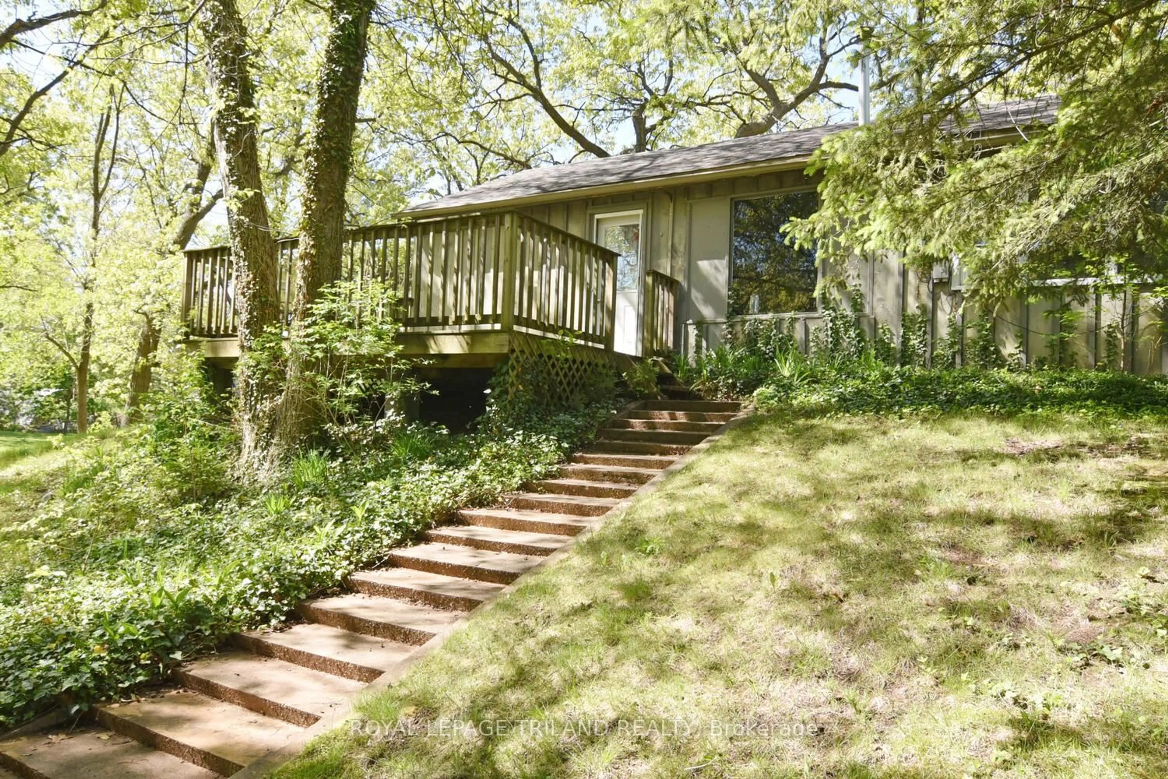 Patio, forest/trees view for 10111 Herbert St, Lambton Shores Ontario N0M 2L0