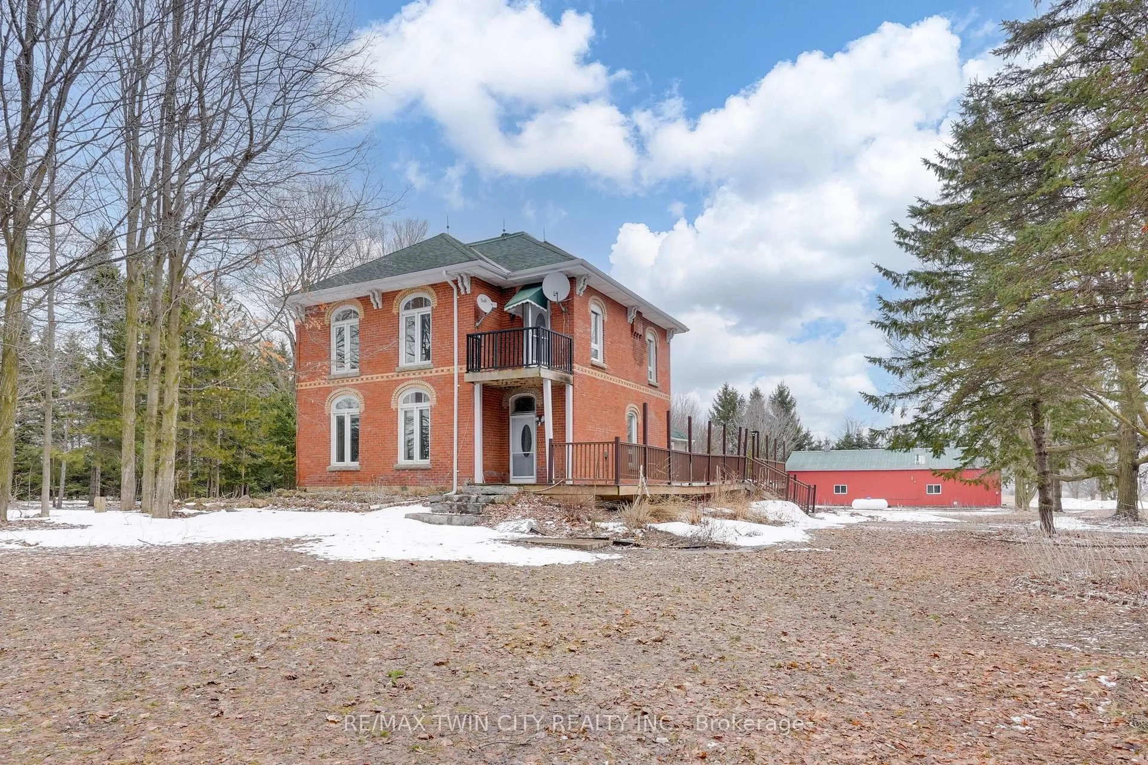 Home with brick exterior material, building for 593475 Blind Line, Mono Ontario L9W 5N1