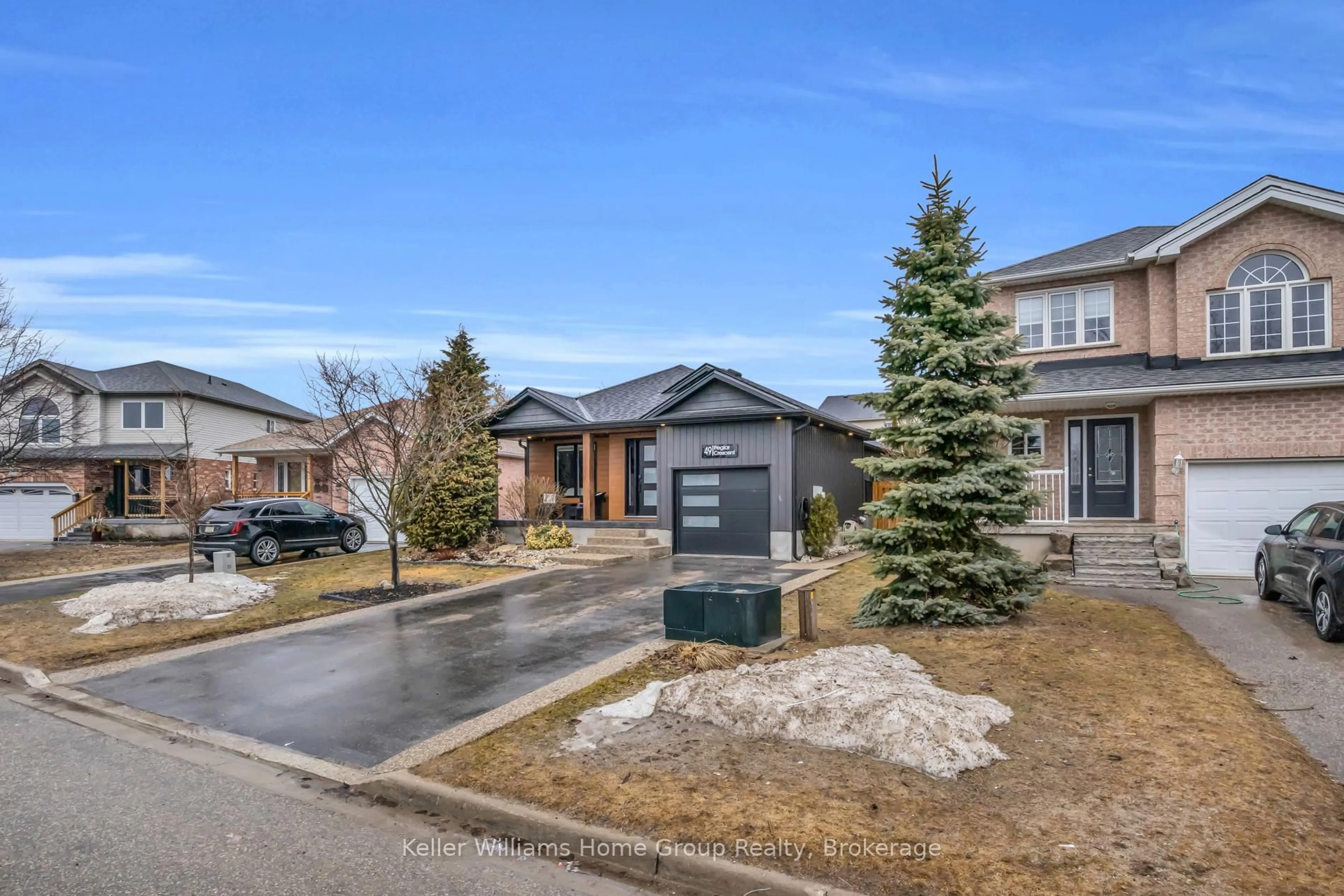 Unknown for 49 Peglar Cres, Centre Wellington Ontario N1M 3T3